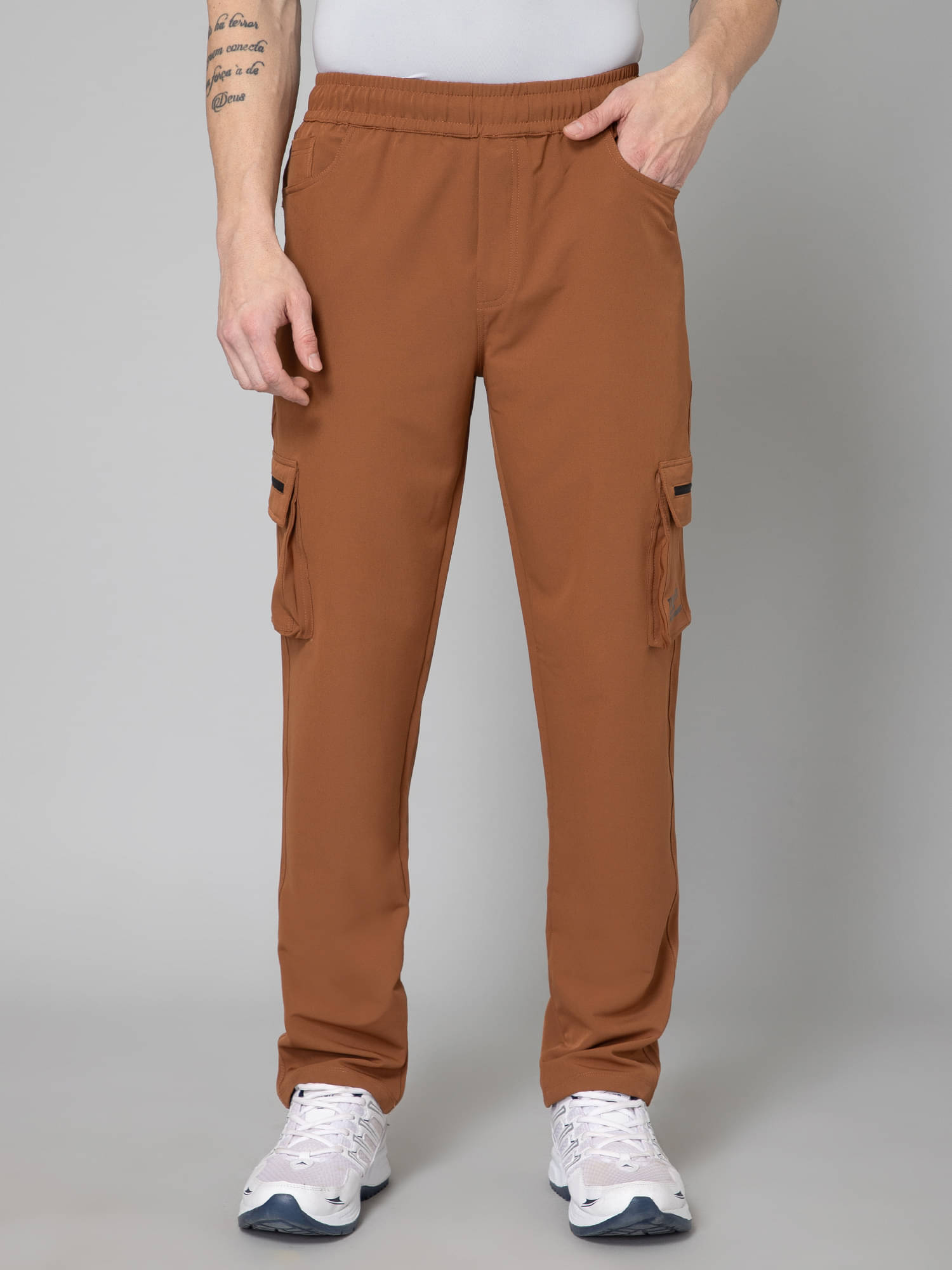     			Turnfit Regular Flat Men's Cargos - Brown ( Pack of 1 )