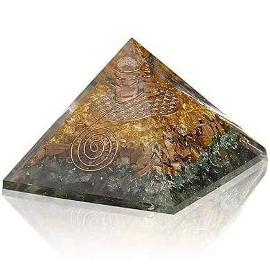 Evashu Crystal Pyramid     			Evashu Crystal Pyramid