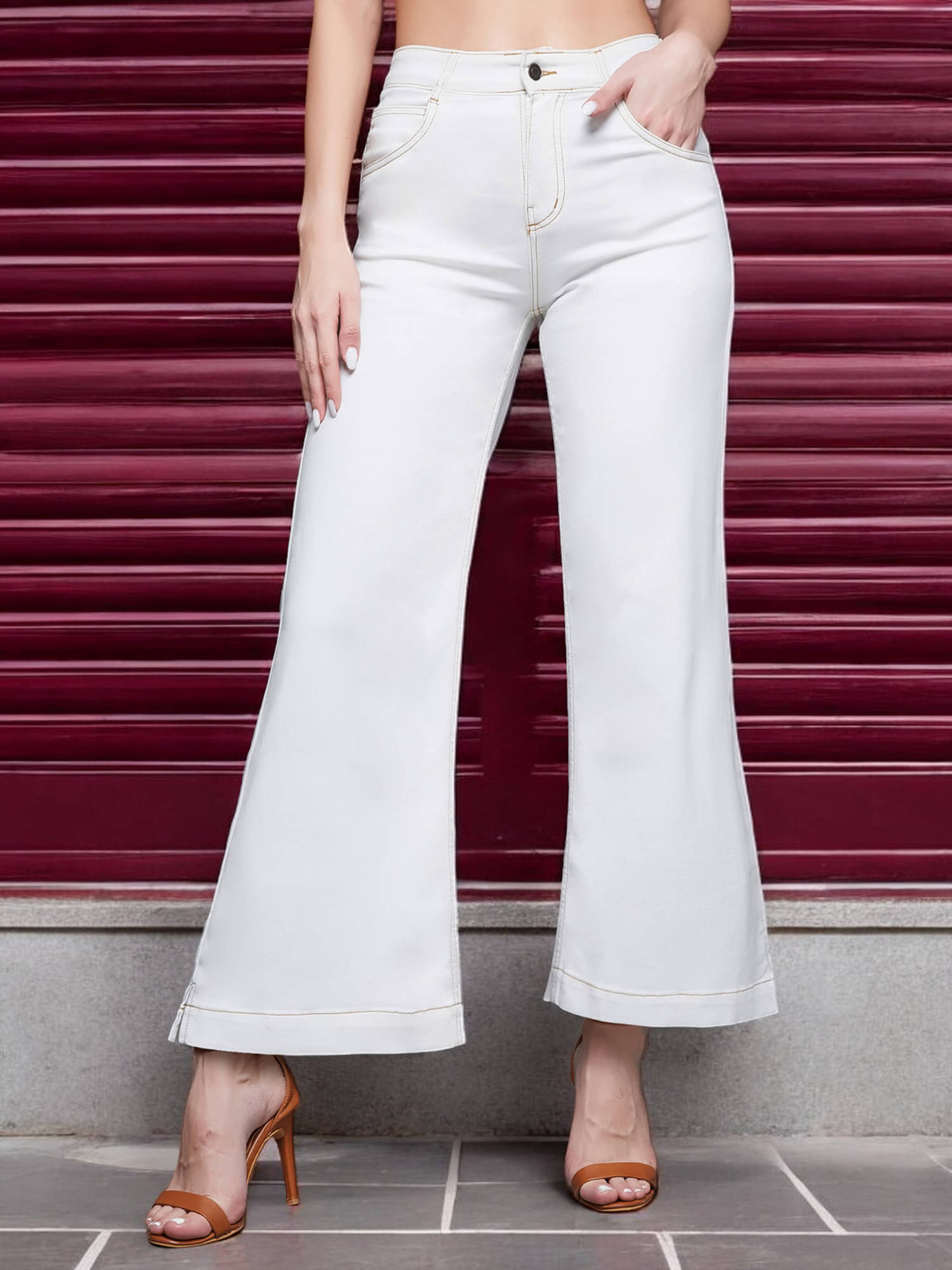     			Miss Chase - White Denim Flared Women's Jeans ( Pack of 1 )