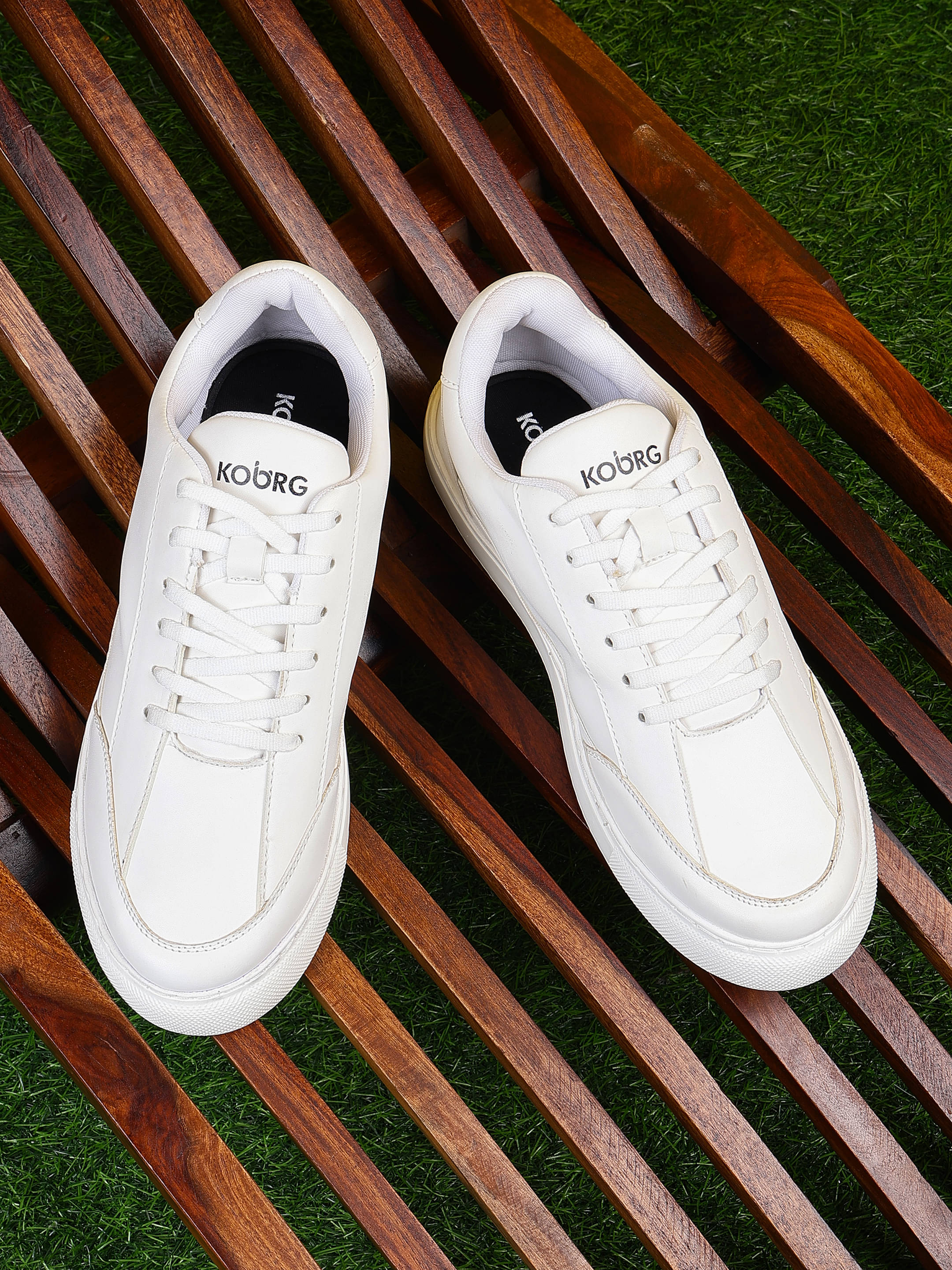     			koburg White Men's Sneakers