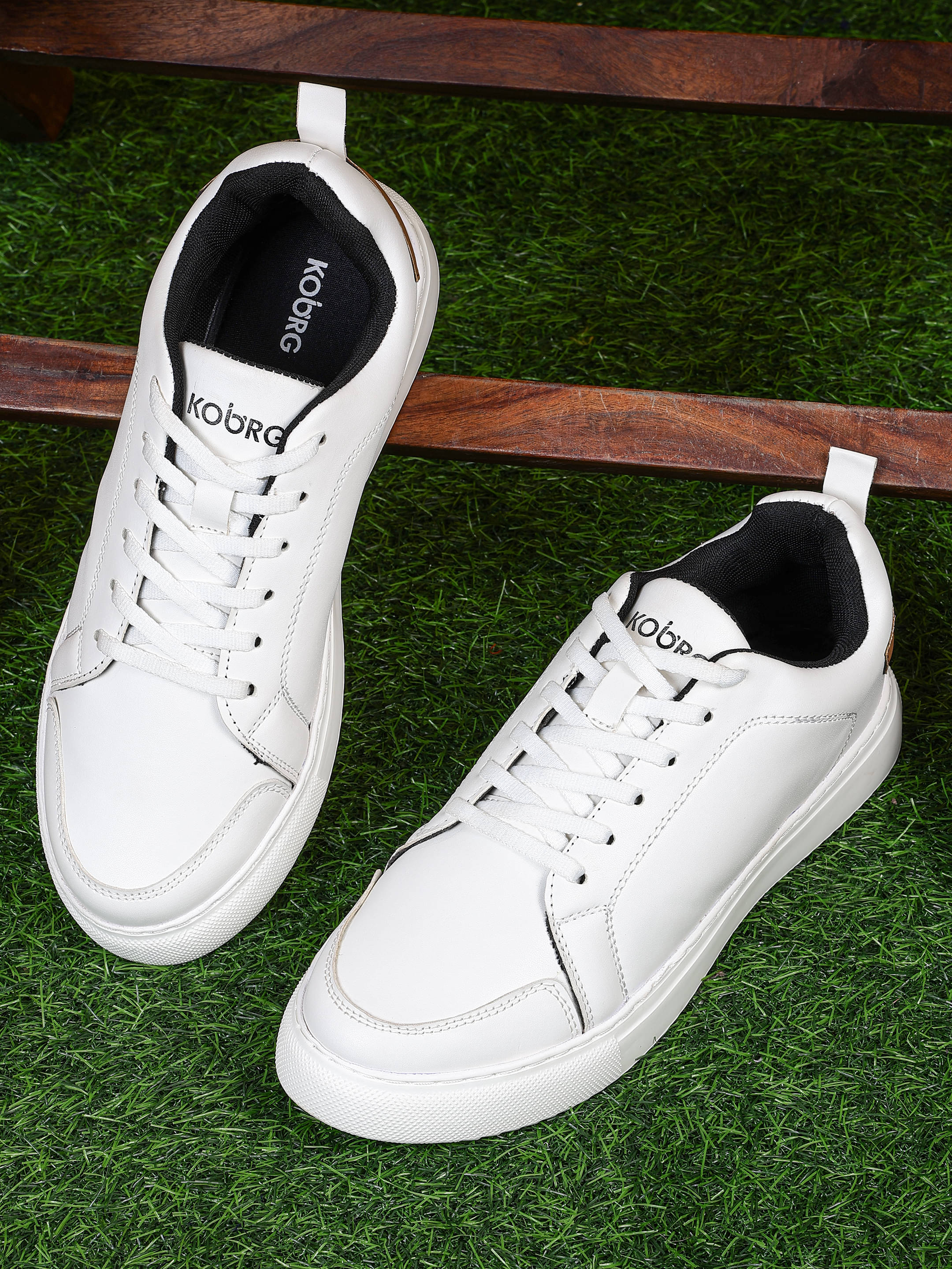    			koburg White Men's Sneakers