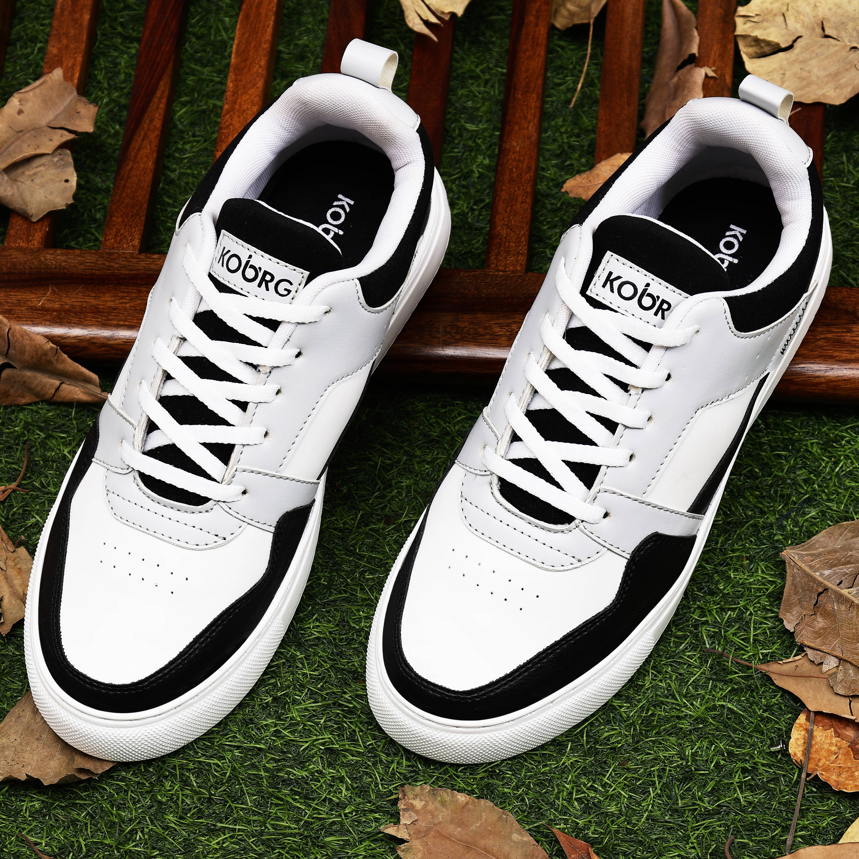     			koburg White Men's Sneakers