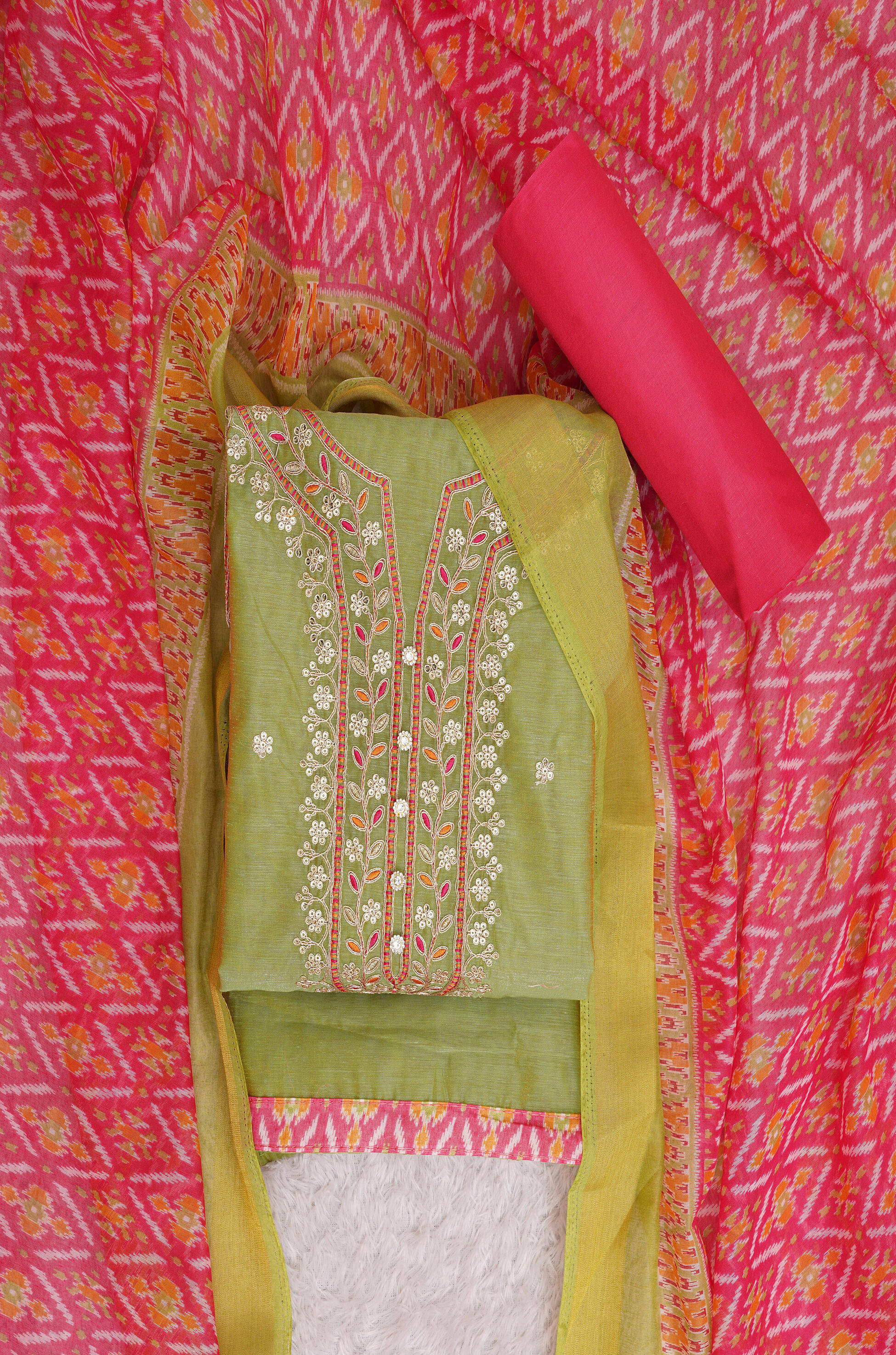 tavas Unstitched Chanderi Embroidered Dress Material - Green ( Pack of 1 ) tavas Unstitched Chanderi Embroidered Dress Material - Green ( Pack of 1 )