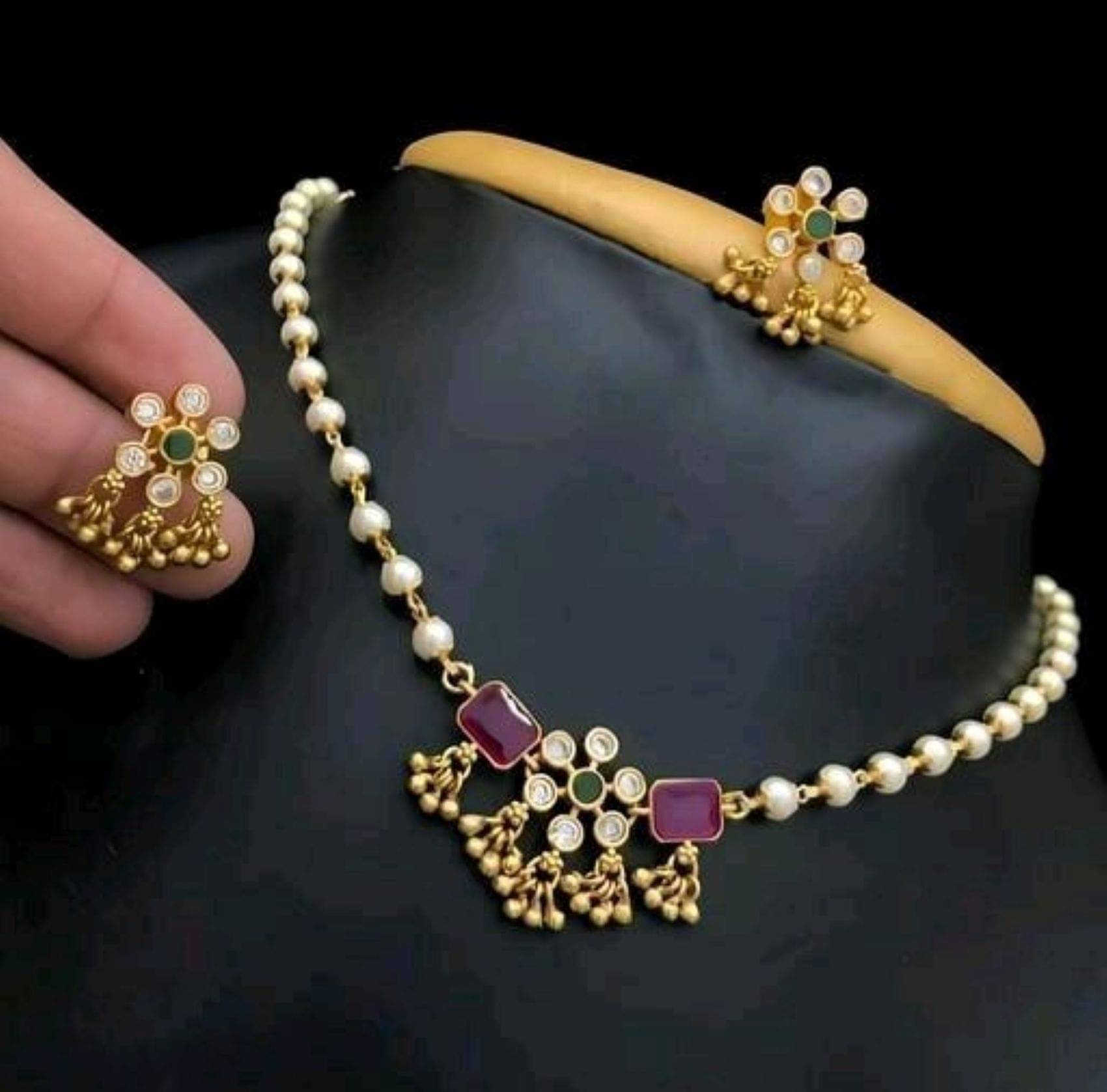     			Pamadhya Multicolor Copper Necklace Set ( Pack of 1 )