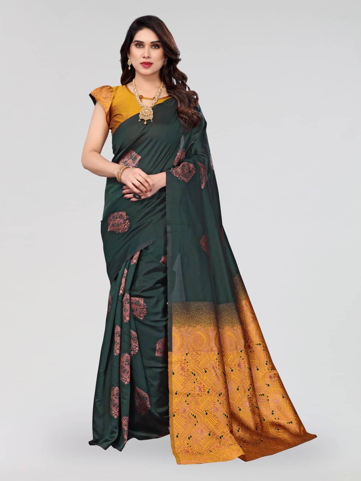 SARIK FASHION Banarasi Silk Woven Saree With Unstitched Blouse Piece ( Green ) SARIK FASHION Banarasi Silk Woven Saree With Unstitched Blouse Piece ( Green )