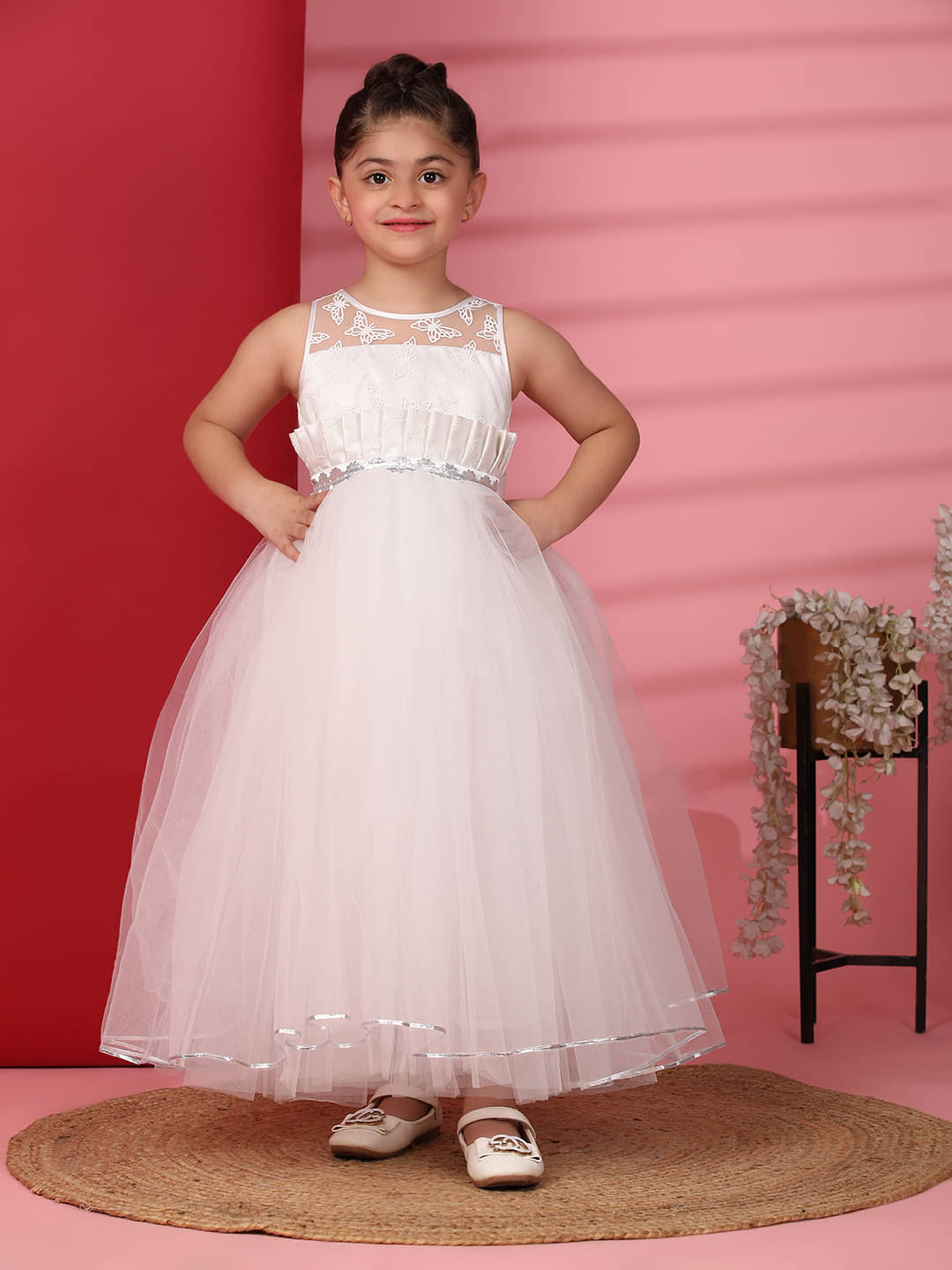     			Toy Balloon Kids Net Gown For Baby Girls ( Pack of 1 , White )