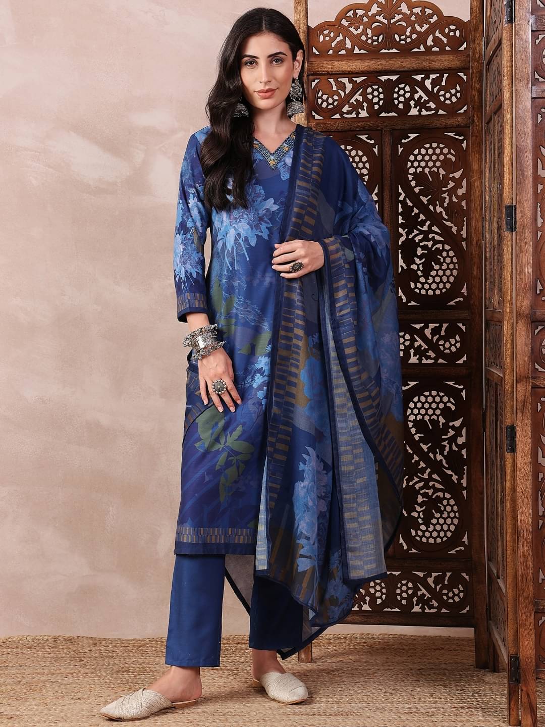     			Vaamsi Silk Blend Printed Kurti With Pants Women's Stitched Salwar Suit - Blue ( Pack of 1 )