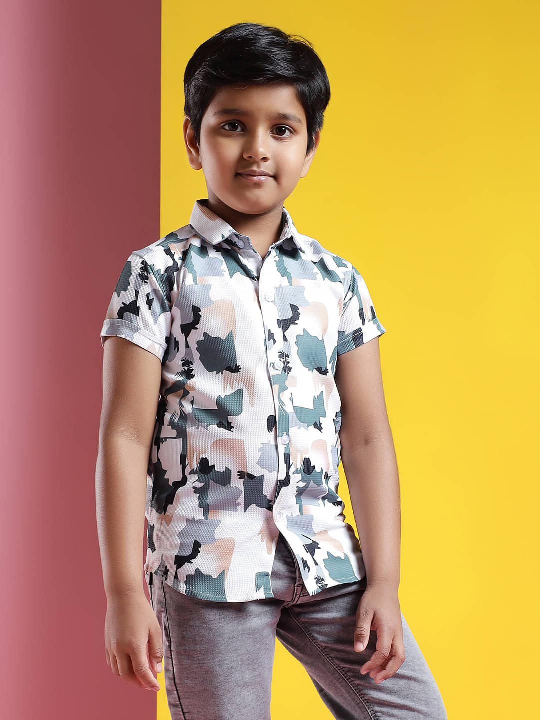 ALY JOHN Pack of 1 Baby Boys 100% Cotton Half Sleeves Shirt ( Cream ) ALY JOHN Pack of 1 Baby Boys 100% Cotton Half Sleeves Shirt ( Cream )