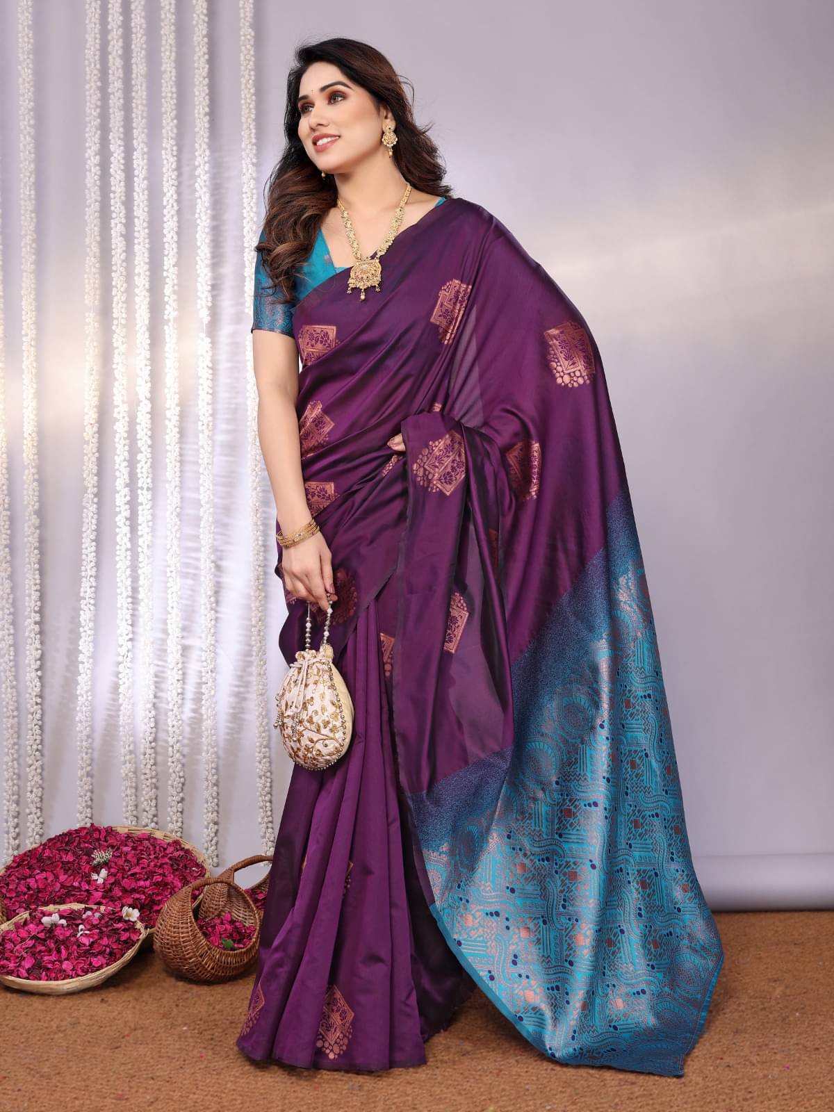 BLEESBURY Banarasi Silk Woven Saree With Unstitched Blouse Piece ( Wine )     			BLEESBURY Banarasi Silk Woven Saree With Unstitched Blouse Piece ( Wine )