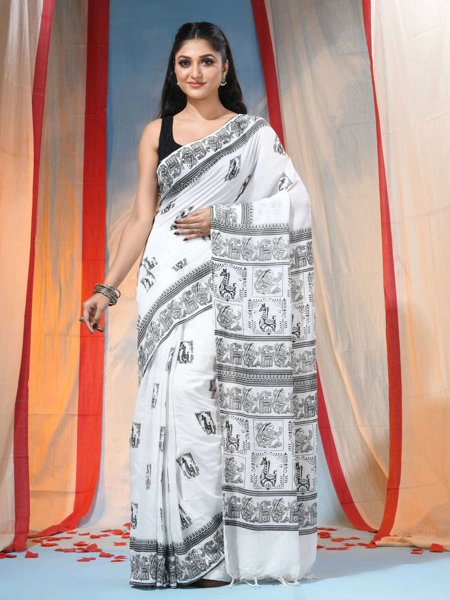 Desh Bidesh Cotton Printed Saree Without Blouse Piece ( White ) Desh Bidesh Cotton Printed Saree Without Blouse Piece ( White )