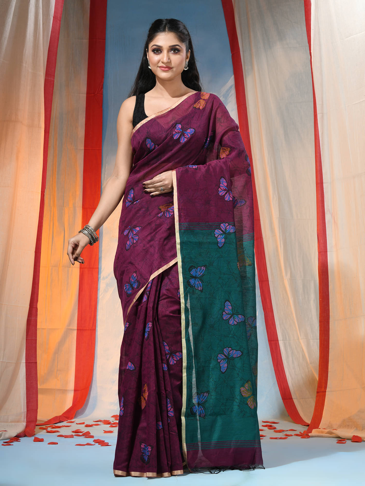Desh Bidesh Cotton Blend Printed Saree With Unstitched Blouse Piece ( Maroon ) Desh Bidesh Cotton Blend Printed Saree With Unstitched Blouse Piece ( Maroon )