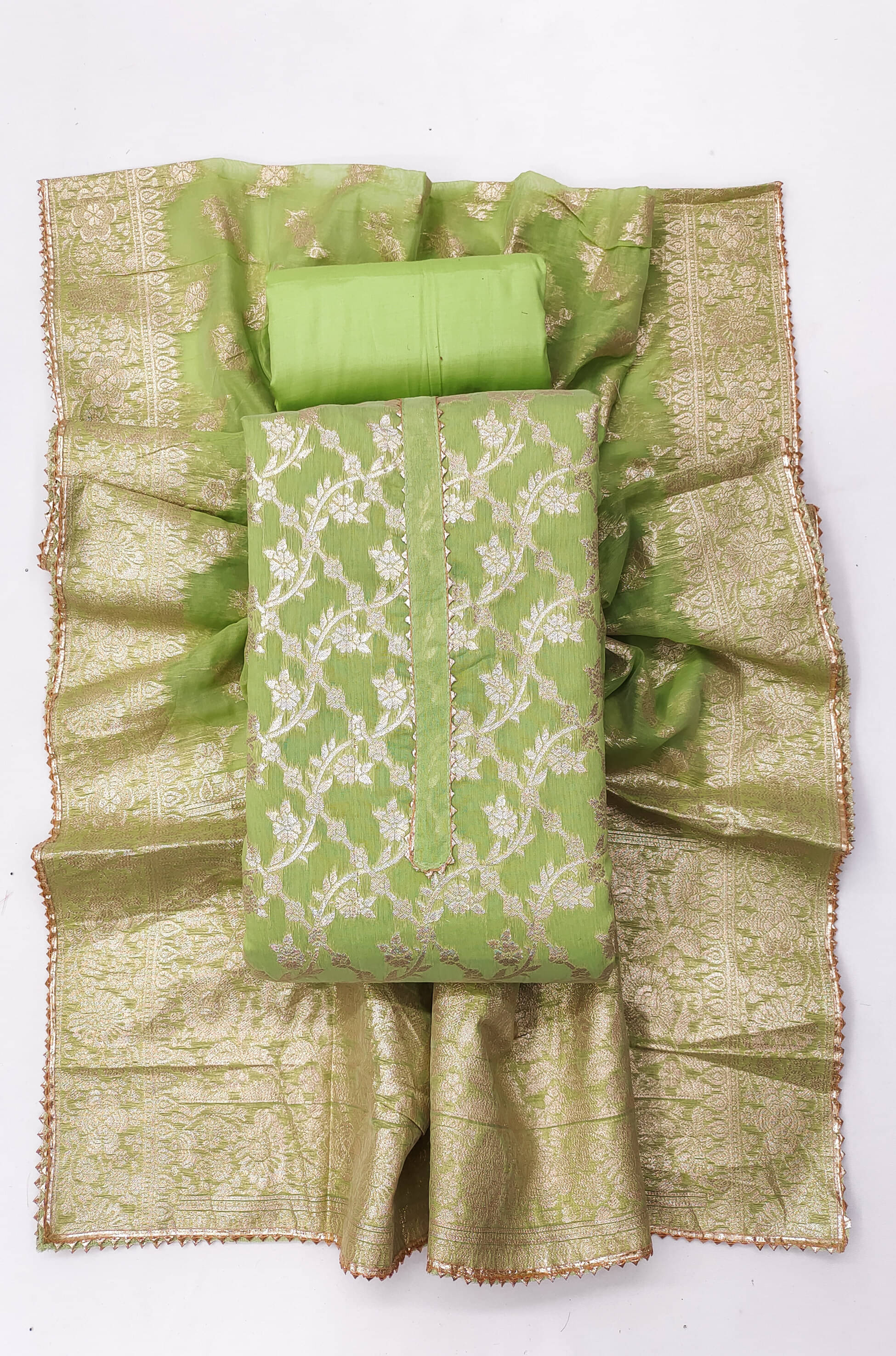     			tavas Unstitched Jacquard Embroidered Dress Material - Green ( Pack of 1 )