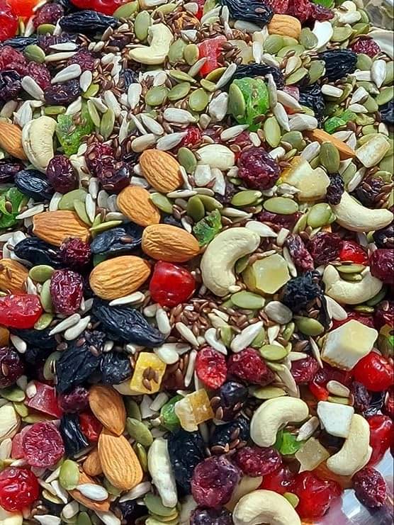     			BK KART Mixed Nuts And Seeds 500gm