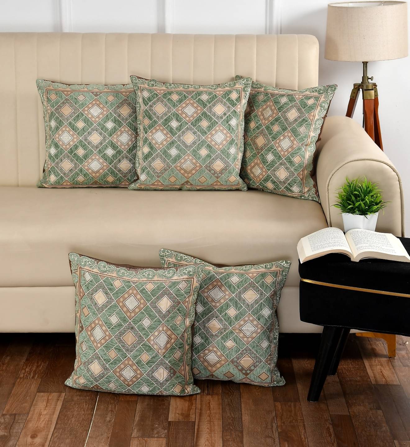     			Multitex Set of 5 Cotton Floral Square Cushion Cover (40X40)cm - Green