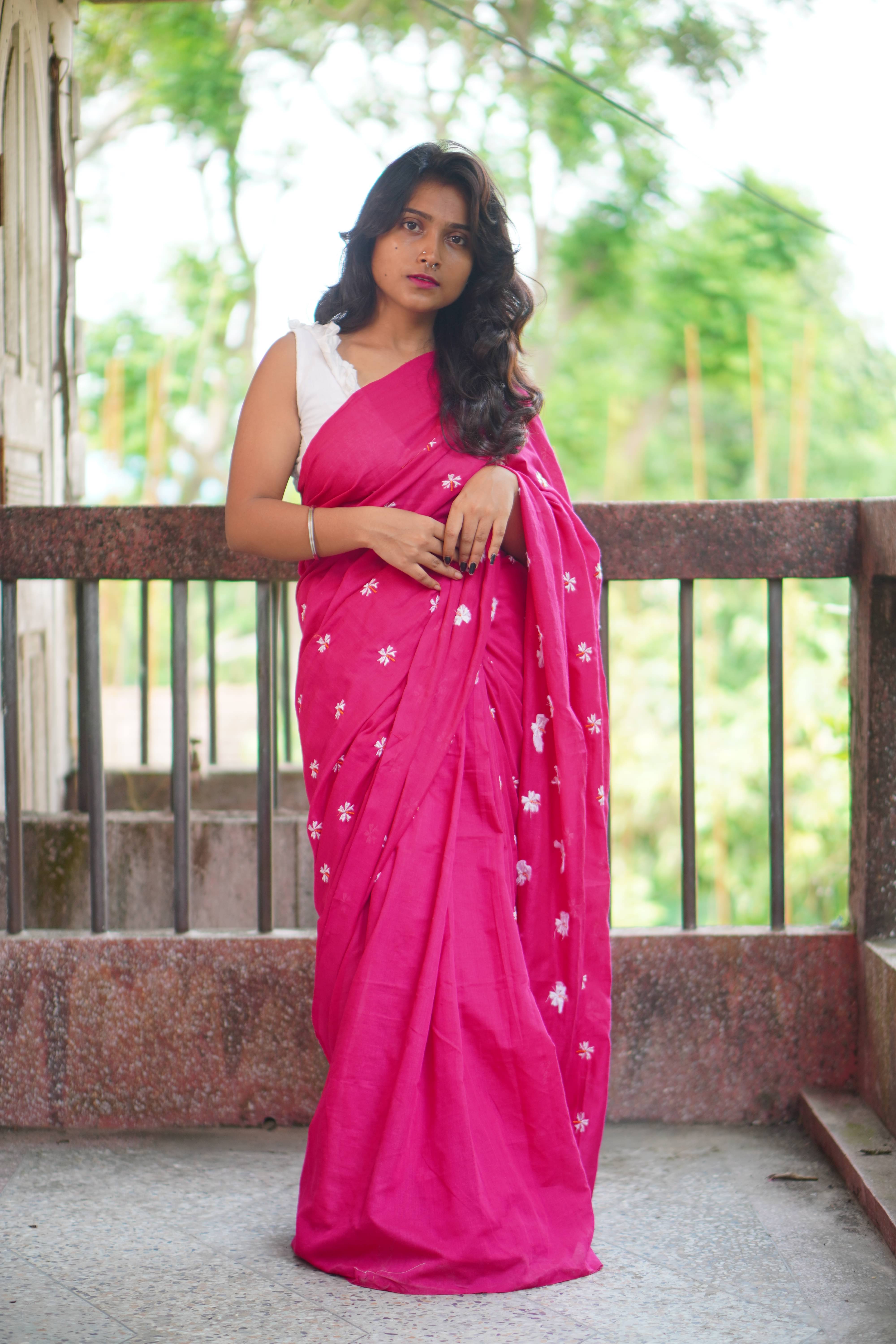 SARADA HANDLOOM Cotton Embroidered Saree With Unstitched Blouse Piece ( Rani ) SARADA HANDLOOM Cotton Embroidered Saree With Unstitched Blouse Piece ( Rani )
