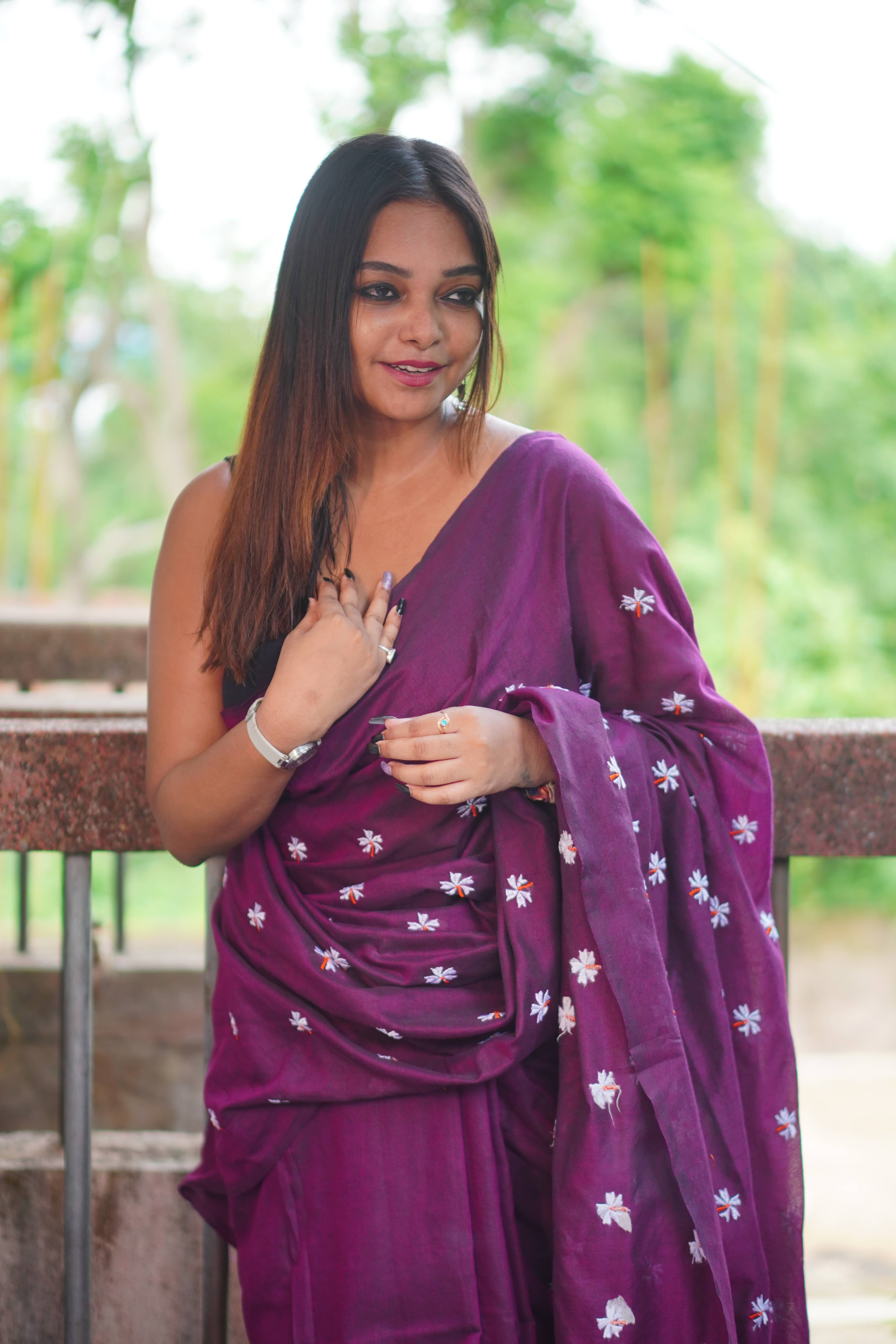 SARADA HANDLOOM Cotton Embroidered Saree With Unstitched Blouse Piece ( Purple ) SARADA HANDLOOM Cotton Embroidered Saree With Unstitched Blouse Piece ( Purple )