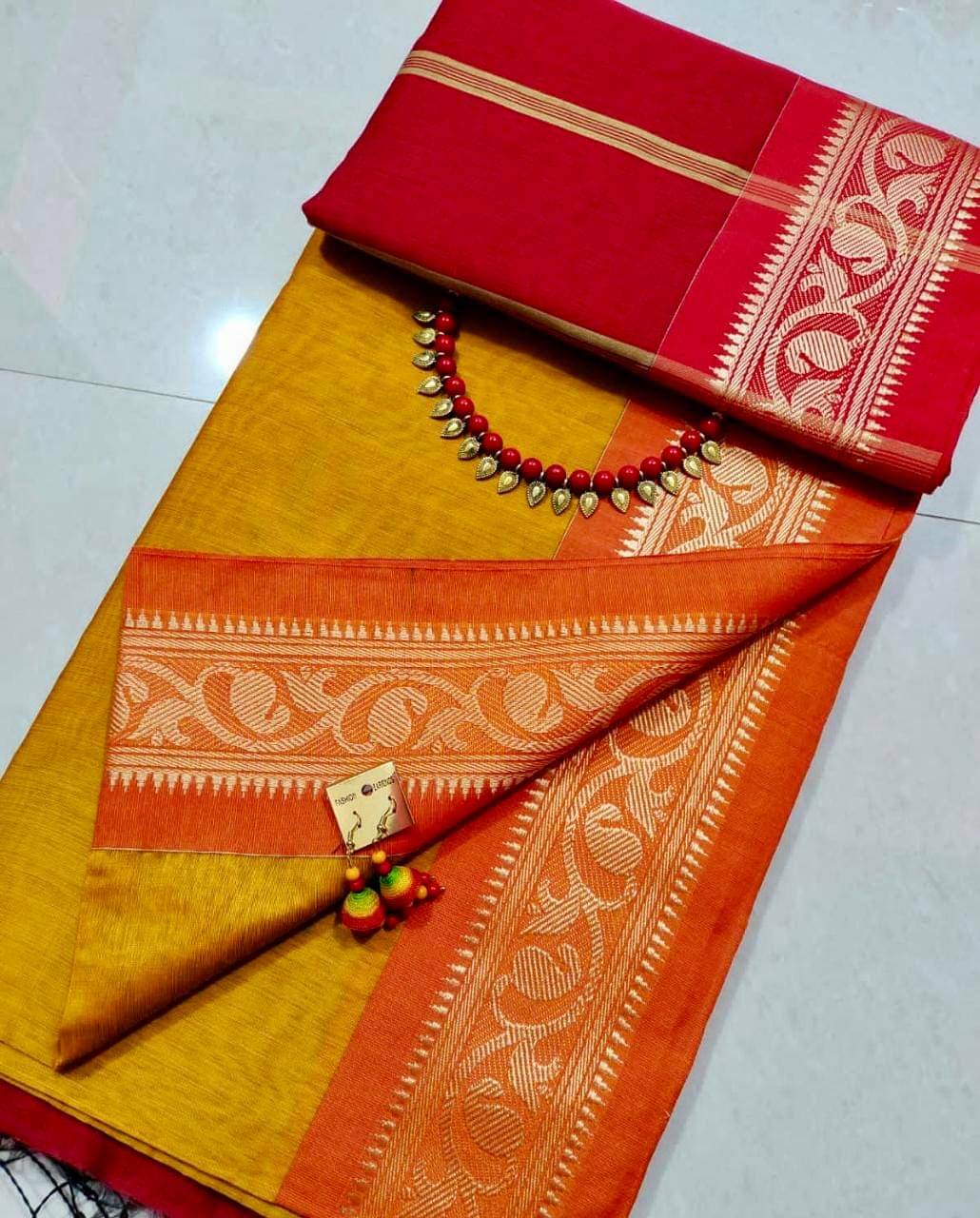 SARADA HANDLOOM Cotton Self Design Saree With Unstitched Blouse Piece ( Yellow1 ) SARADA HANDLOOM Cotton Self Design Saree With Unstitched Blouse Piece ( Yellow1 )