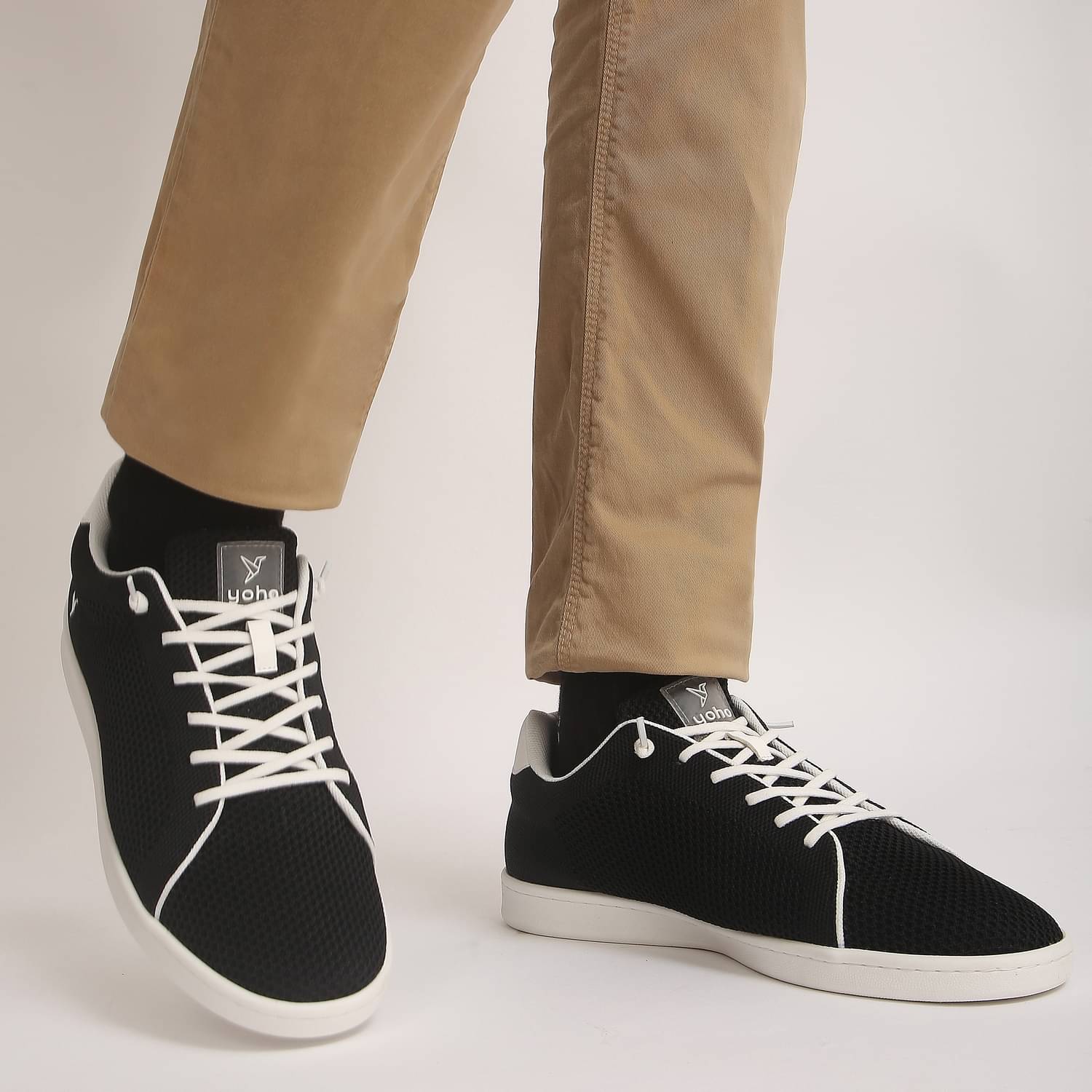     			Yoho Wind Black Men's Sneakers