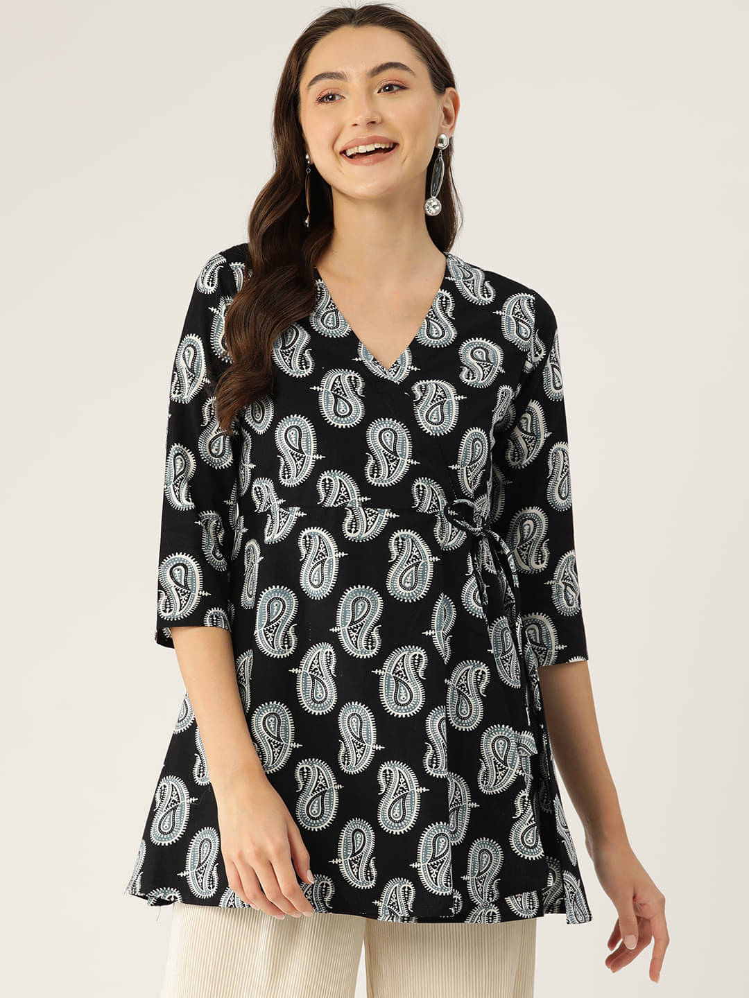 Cotton Blend Short Kurti For Women (Pack of 1)     			Cotton Blend Short Kurti For Women (Pack of 1)