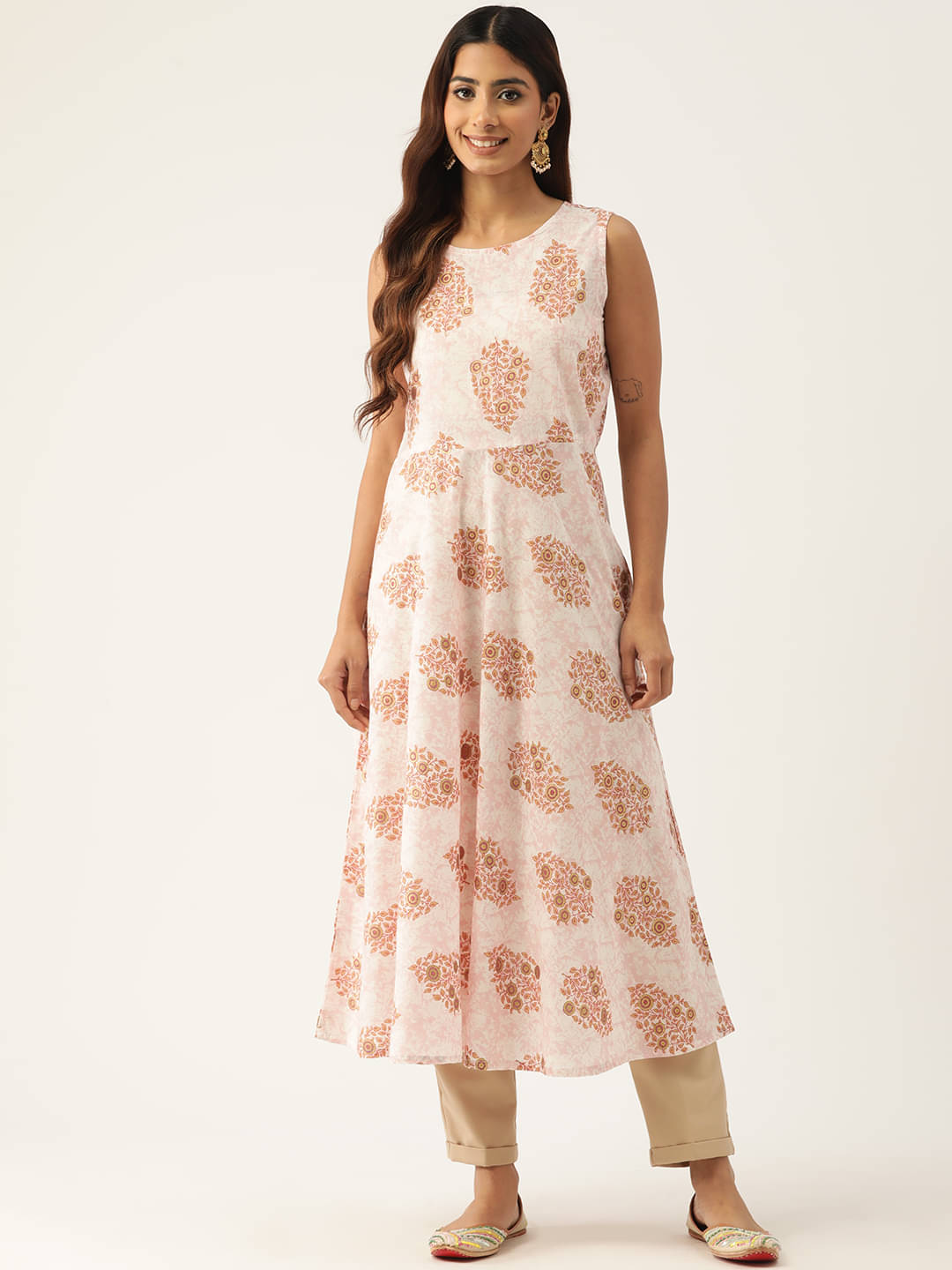     			feranoid Pack of 1 Cotton Blend Printed Flared Women's Kurti - ( White )