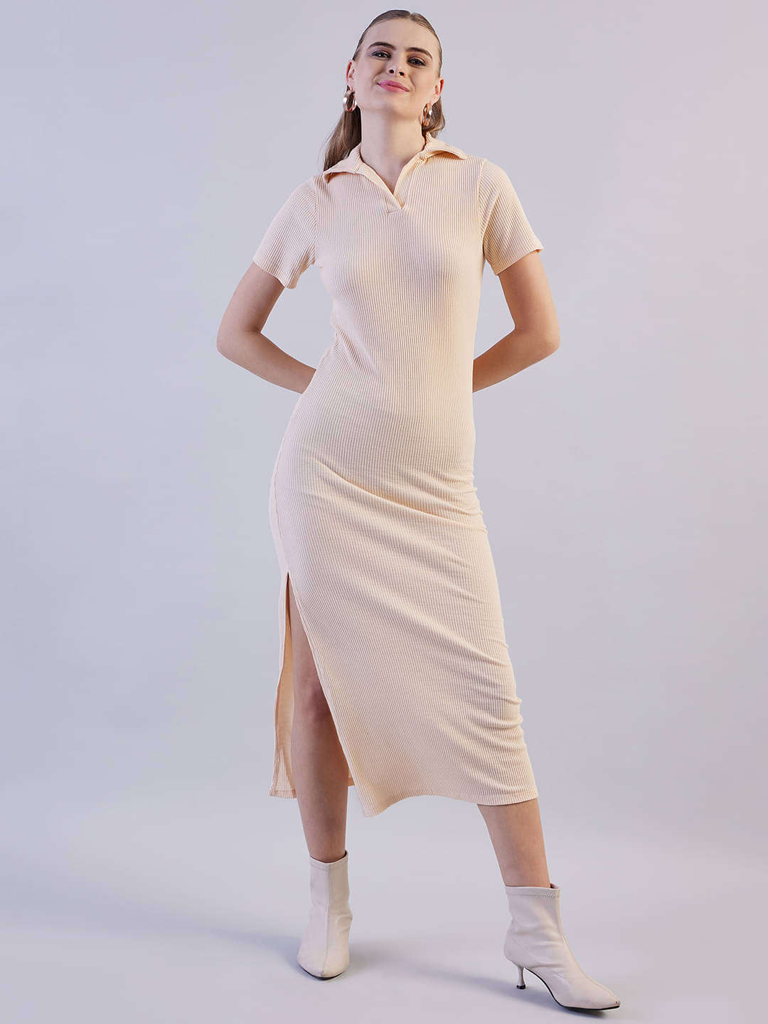     			Freehand Women Elastane Solid Maxi ( White )