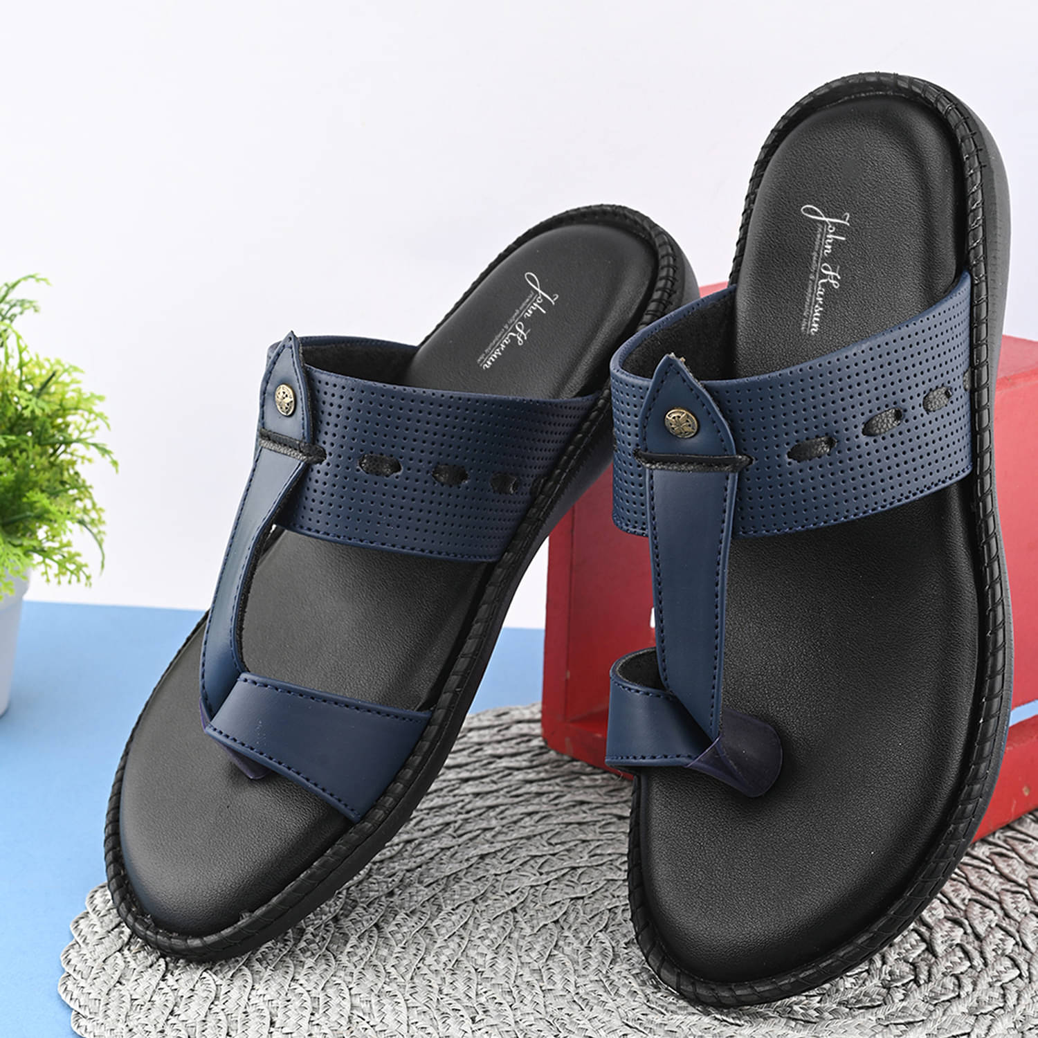     			John Karsun Blue Men's Daily Slipper