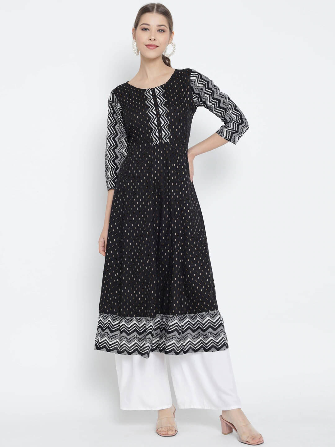     			Yash Gallery Pack of 1 Rayon Printed Anarkali Women's Kurti - ( Black )