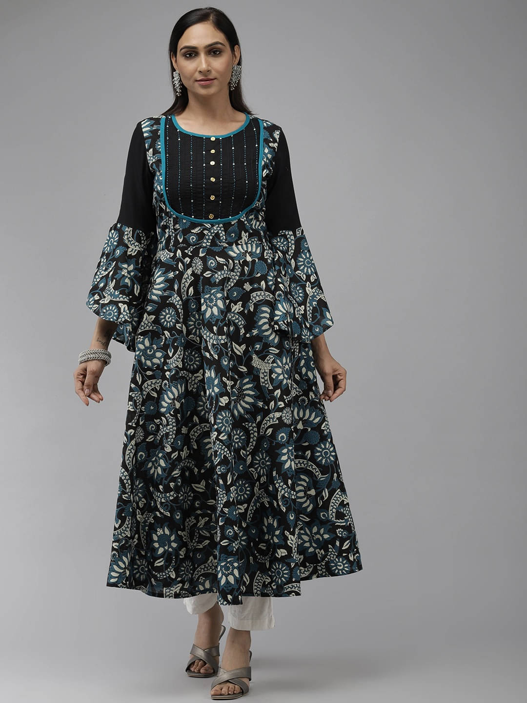 Yash Gallery Pack of 1 Cotton Printed Anarkali Women's Kurti - ( Black ) Yash Gallery Pack of 1 Cotton Printed Anarkali Women's Kurti - ( Black )