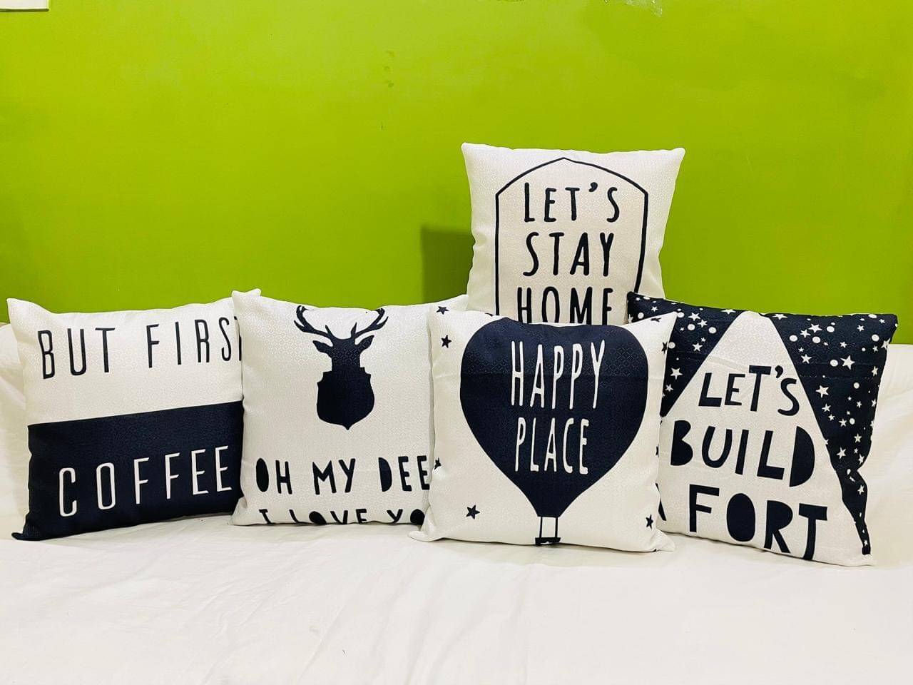 Awesome Craft Set of 5 Polyester Typography Square Cushion Cover (40X40)cm - Multicolor Awesome Craft Set of 5 Polyester Typography Square Cushion Cover (40X40)cm - Multicolor