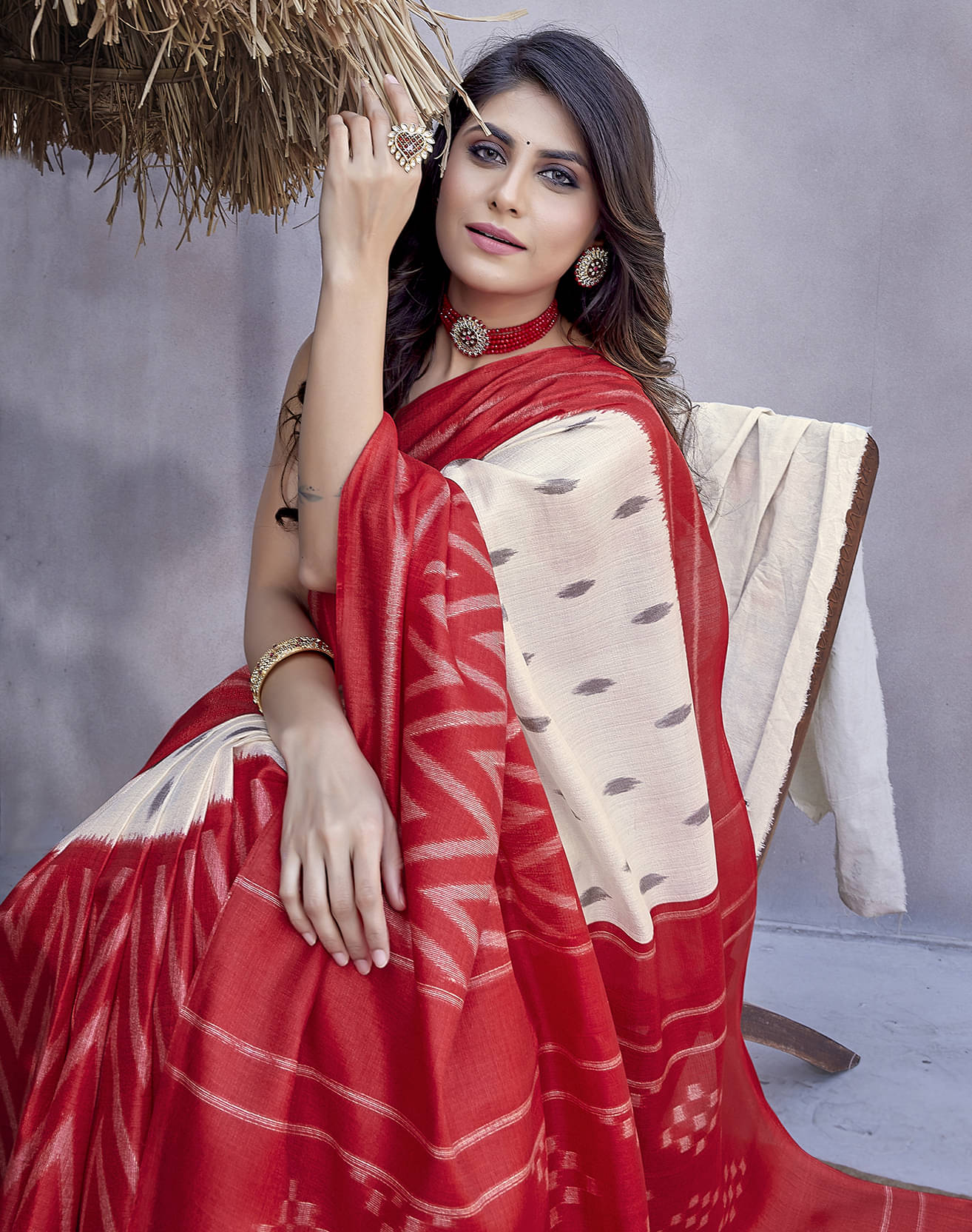Yashika Art Silk Printed Saree With Unstitched Blouse Piece ( Red ) Yashika Art Silk Printed Saree With Unstitched Blouse Piece ( Red )