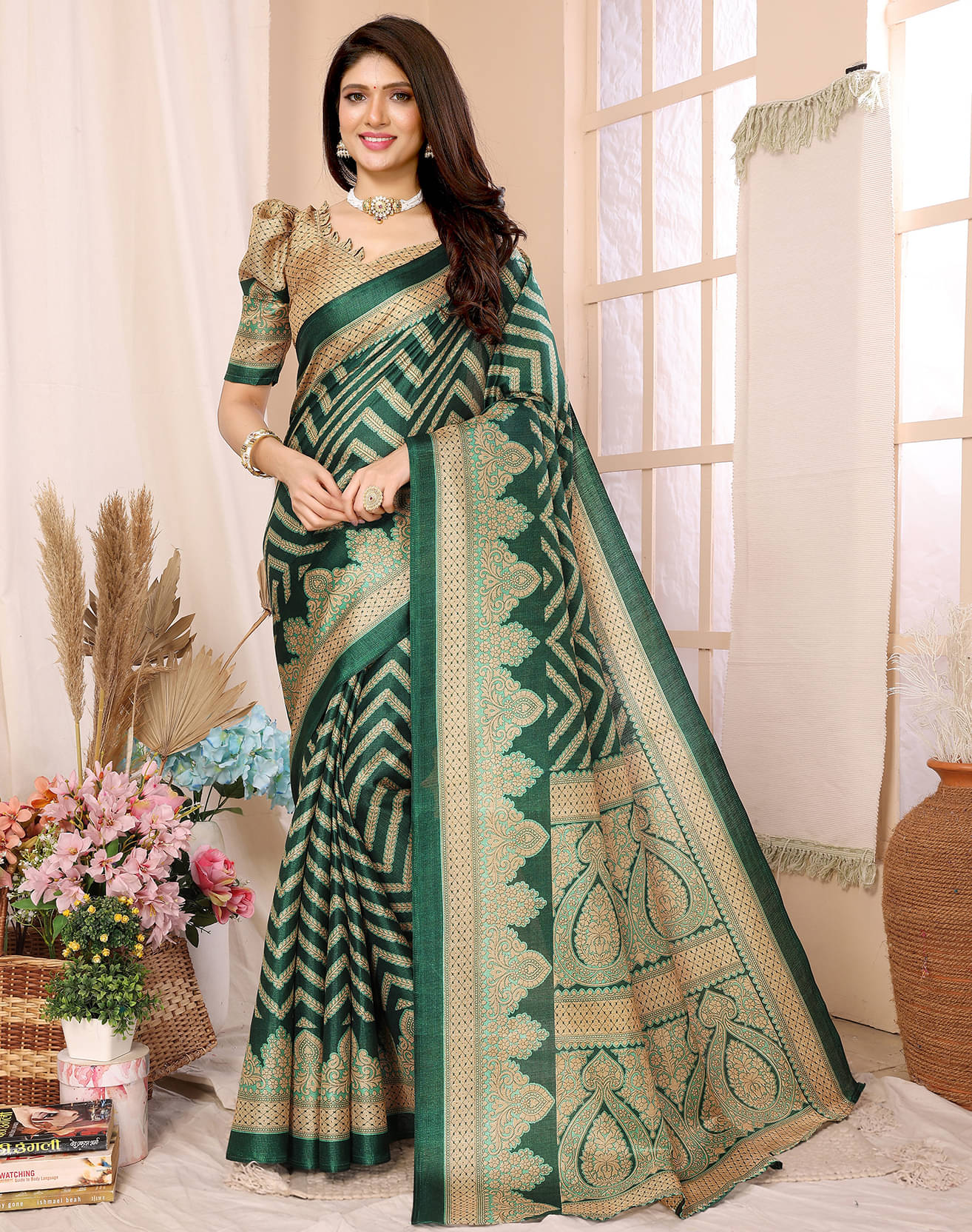    			Yashika Art Silk Printed Saree With Unstitched Blouse Piece ( Green )