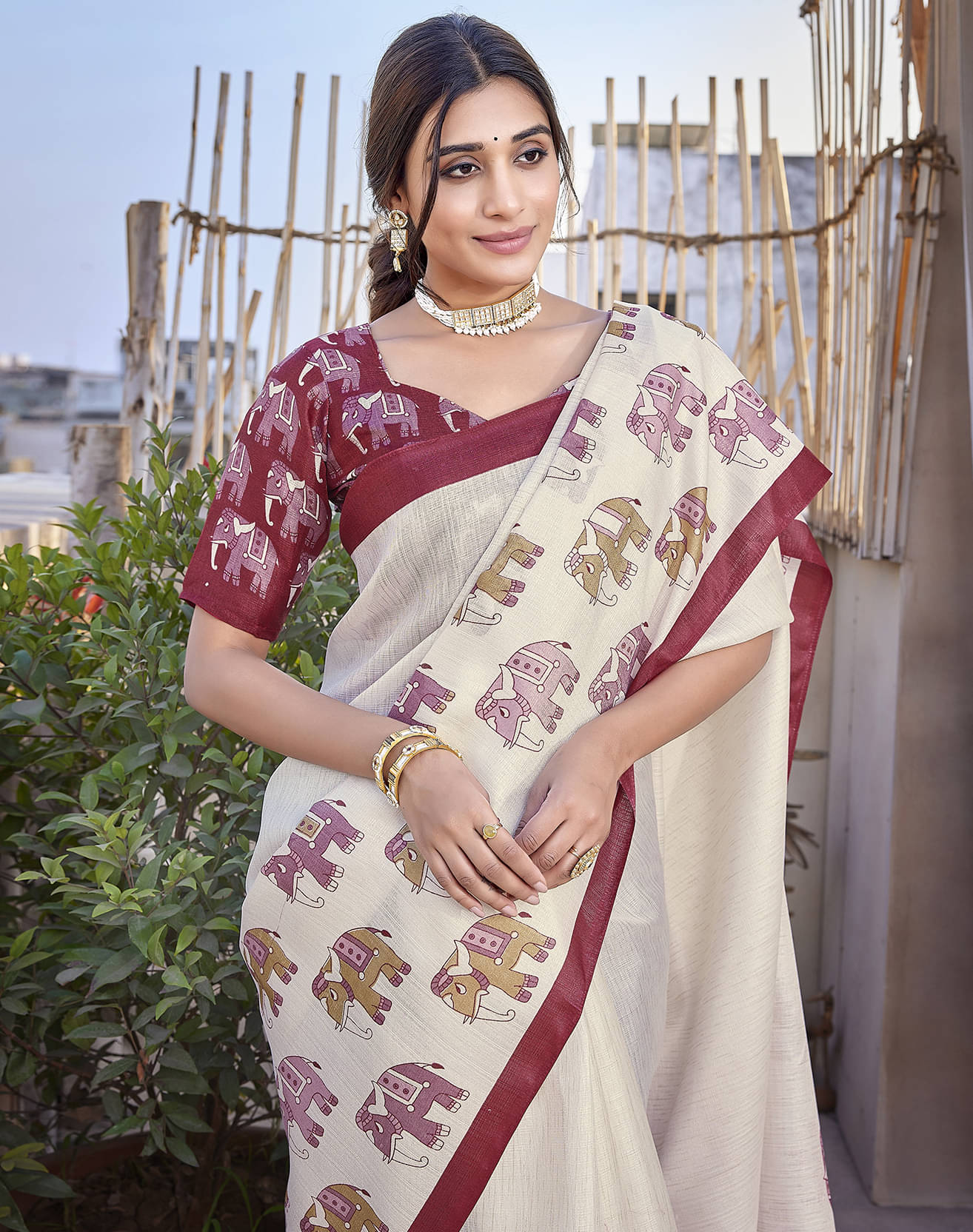     			Yashika Art Silk Printed Saree With Unstitched Blouse Piece ( Red )