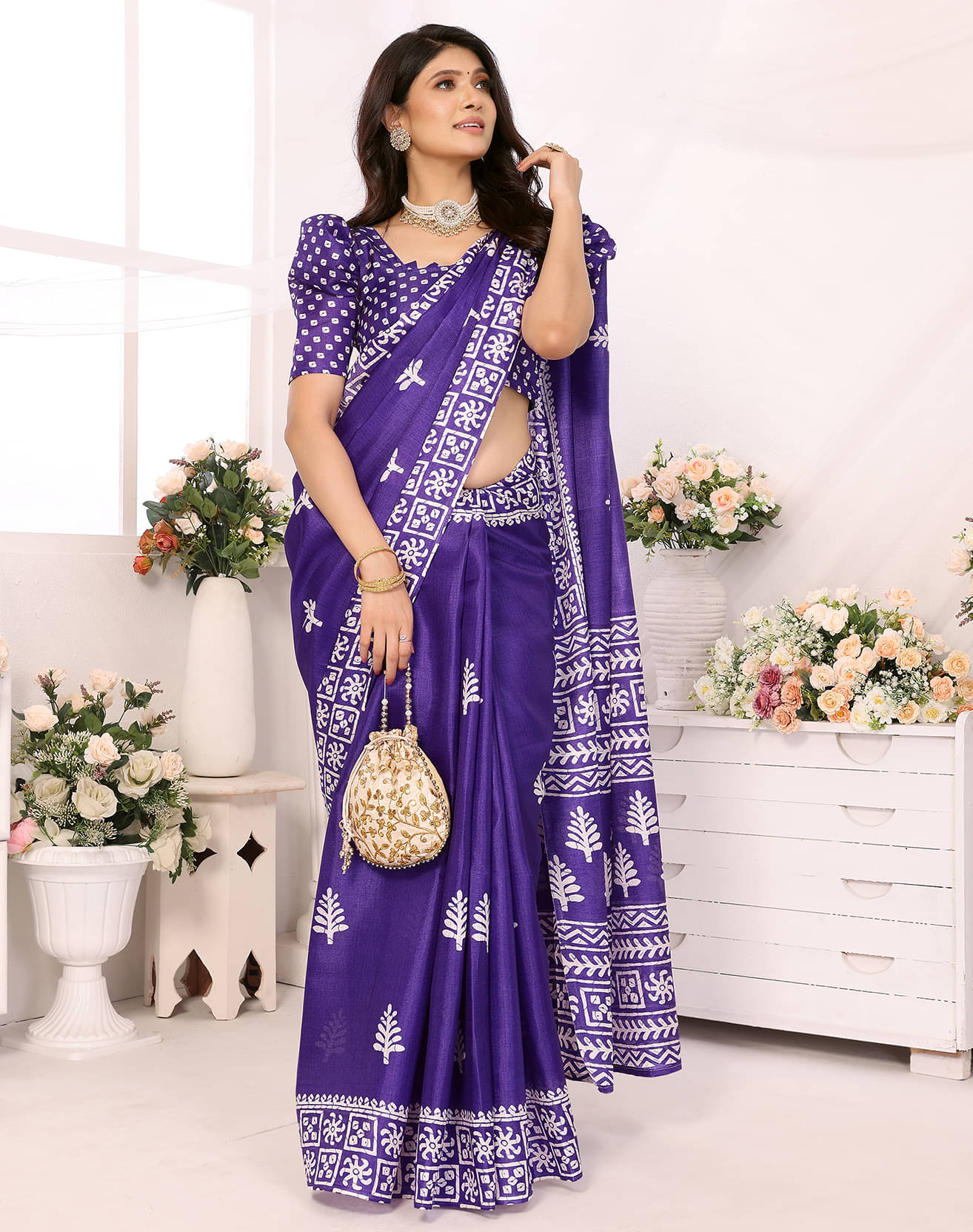     			Yashika Art Silk Printed Saree With Unstitched Blouse Piece ( Purple )