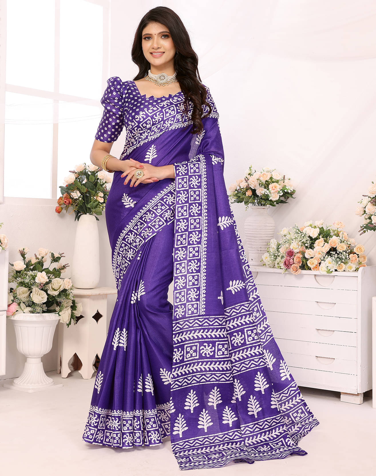     			Yashika Art Silk Printed Saree With Unstitched Blouse Piece ( Purple )