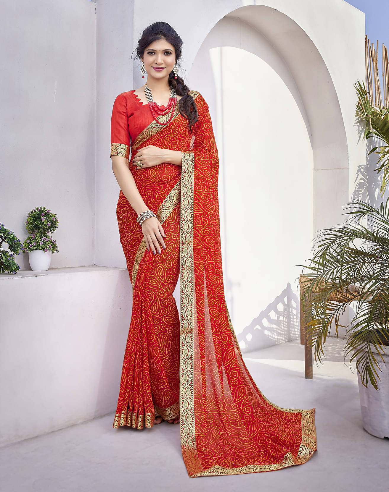     			Yashika Georgette Printed Saree With Unstitched Blouse Piece ( Red )