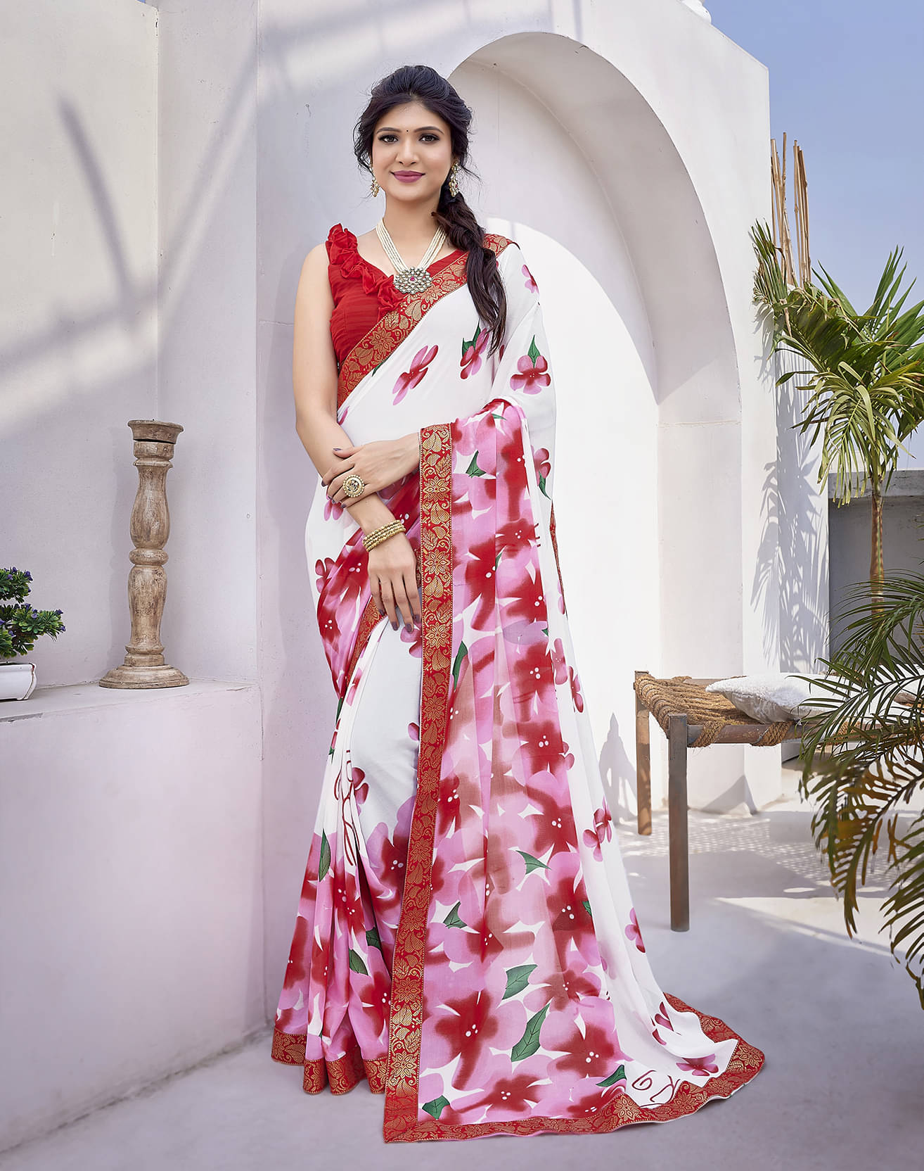 Yashika Georgette Printed Saree With Unstitched Blouse Piece ( Red )     			Yashika Georgette Printed Saree With Unstitched Blouse Piece ( Red )