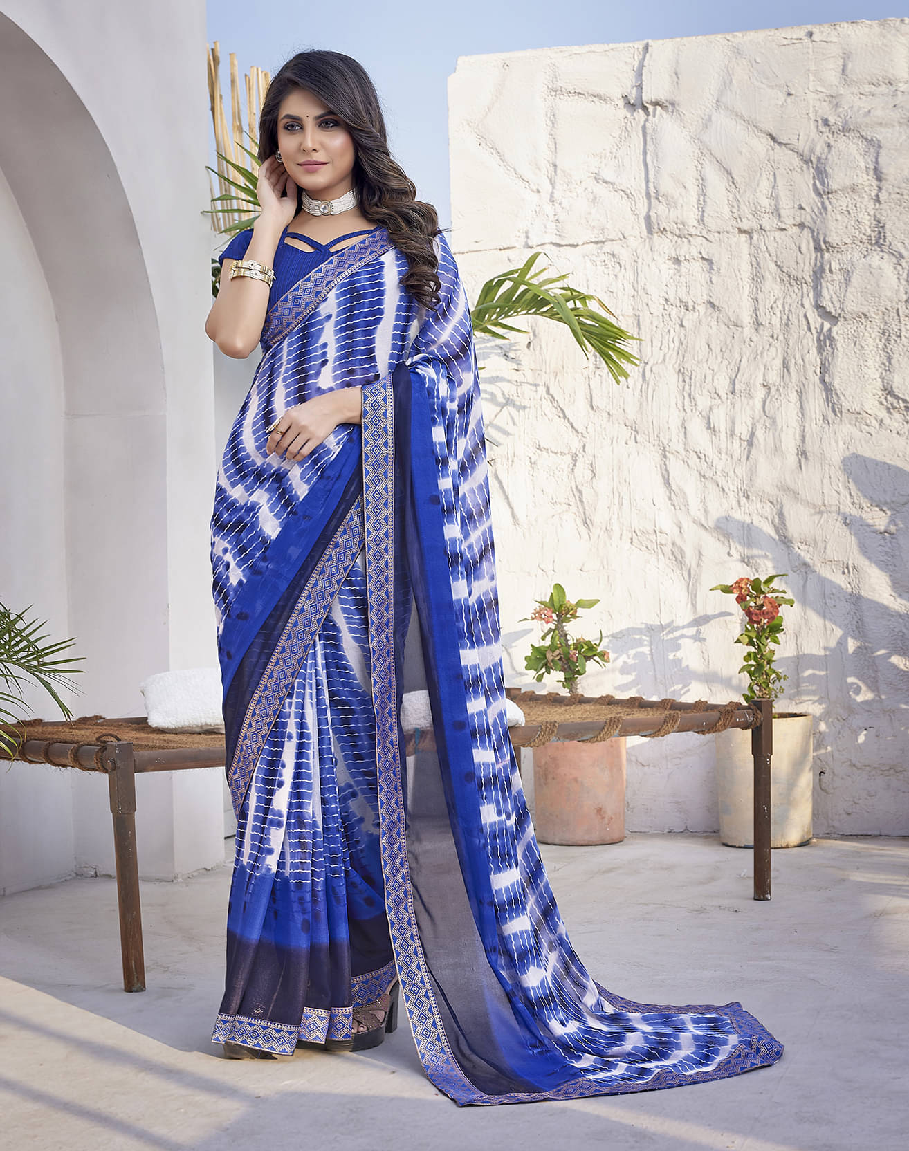 Yashika Georgette Printed Saree With Unstitched Blouse Piece ( Blue ) Yashika Georgette Printed Saree With Unstitched Blouse Piece ( Blue )