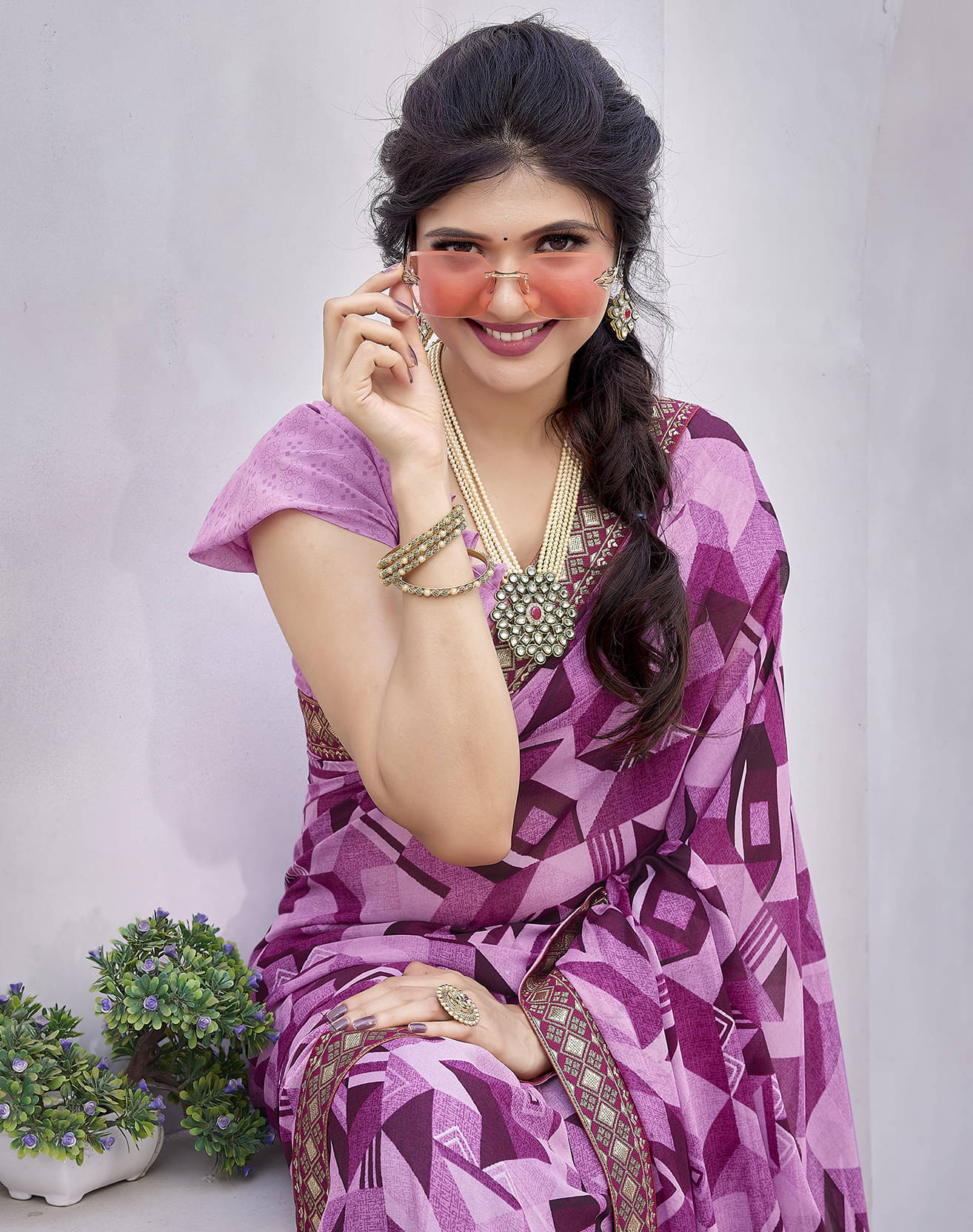     			Yashika Georgette Printed Saree With Unstitched Blouse Piece ( Purple )