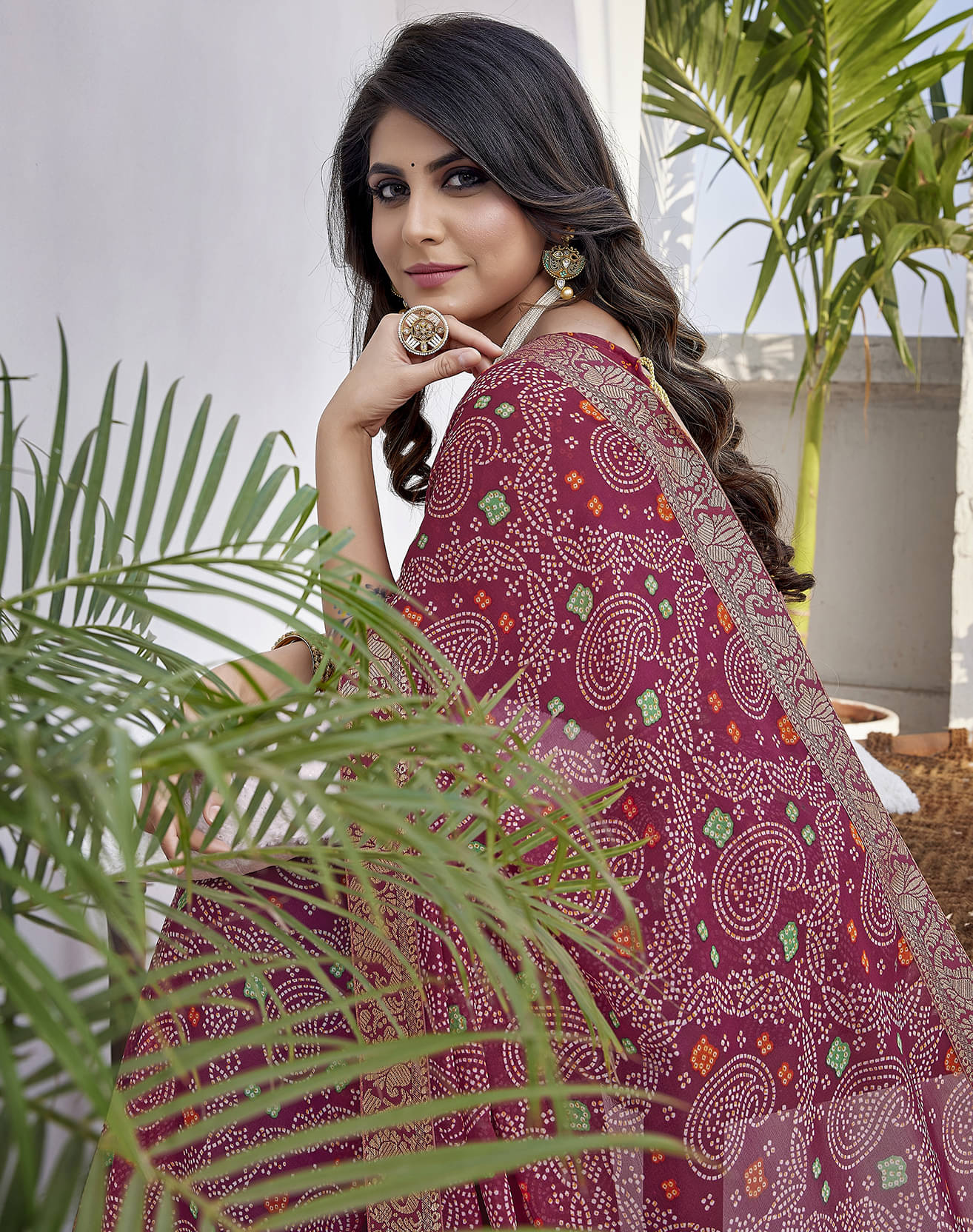     			Yashika Georgette Printed Saree With Unstitched Blouse Piece ( Maroon )