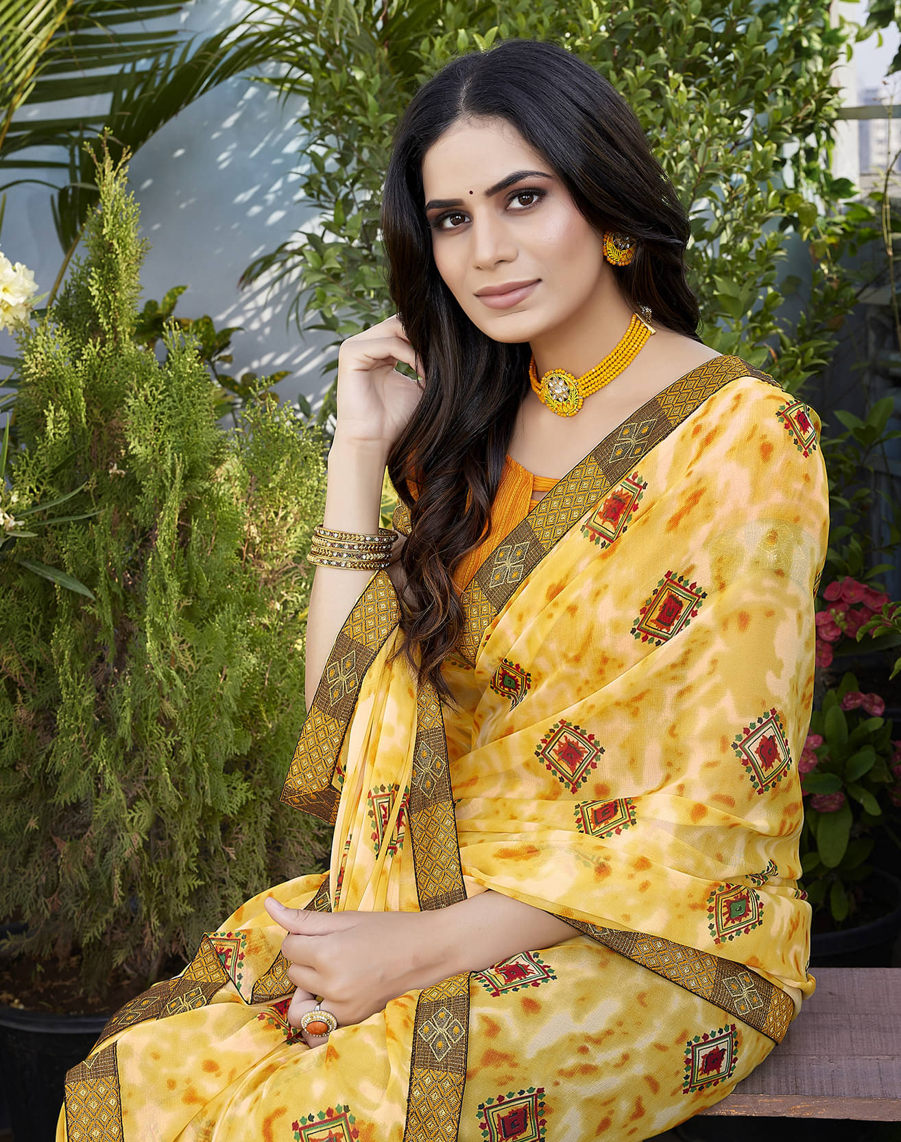 Yashika Georgette Printed Saree With Unstitched Blouse Piece ( Yellow ) Yashika Georgette Printed Saree With Unstitched Blouse Piece ( Yellow )