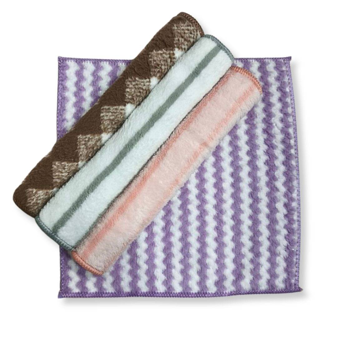 High Absorbent and Super Soft Microfiber Face Towel (Random Designs & Color) (25 x 25 CM) Pack of 4 High Absorbent and Super Soft Microfiber Face Towel (Random Designs & Color) (25 x 25 CM) Pack of 4