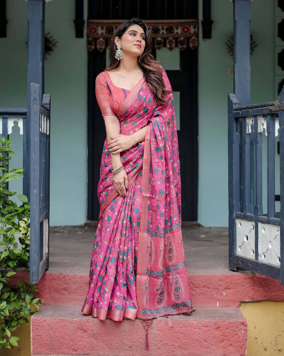 NightBlue Cotton Printed Saree With Unstitched Blouse Piece ( Pink ) NightBlue Cotton Printed Saree With Unstitched Blouse Piece ( Pink )