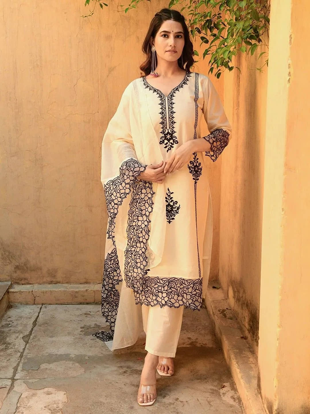 Royal Export Viscose Embroidered Kurti With Pants Women's Stitched Salwar Suit - White ( Pack of 1 )
