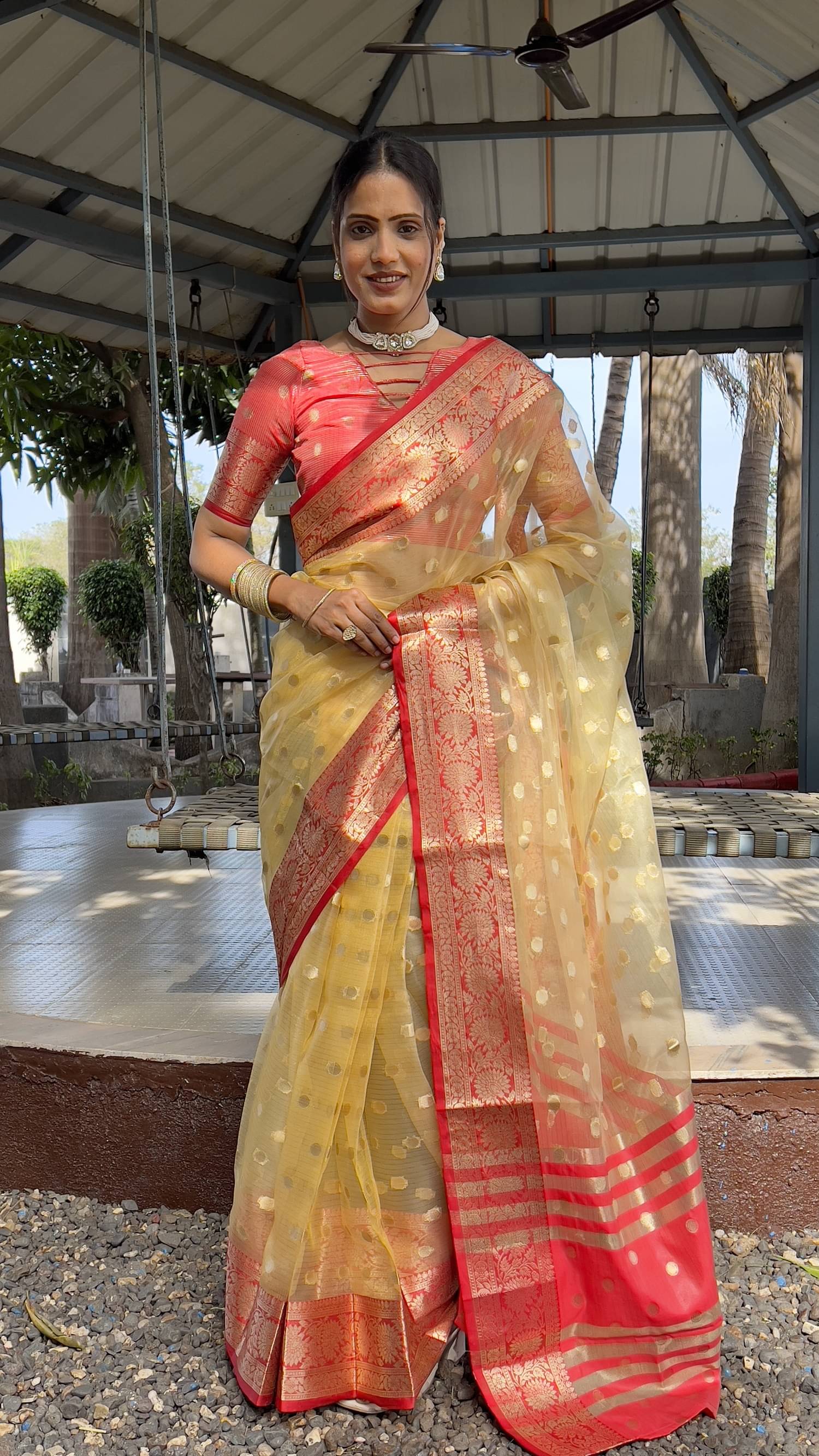 A TO Z CART Organza Woven Saree With Unstitched Blouse Piece ( Yellow ) A TO Z CART Organza Woven Saree With Unstitched Blouse Piece ( Yellow )