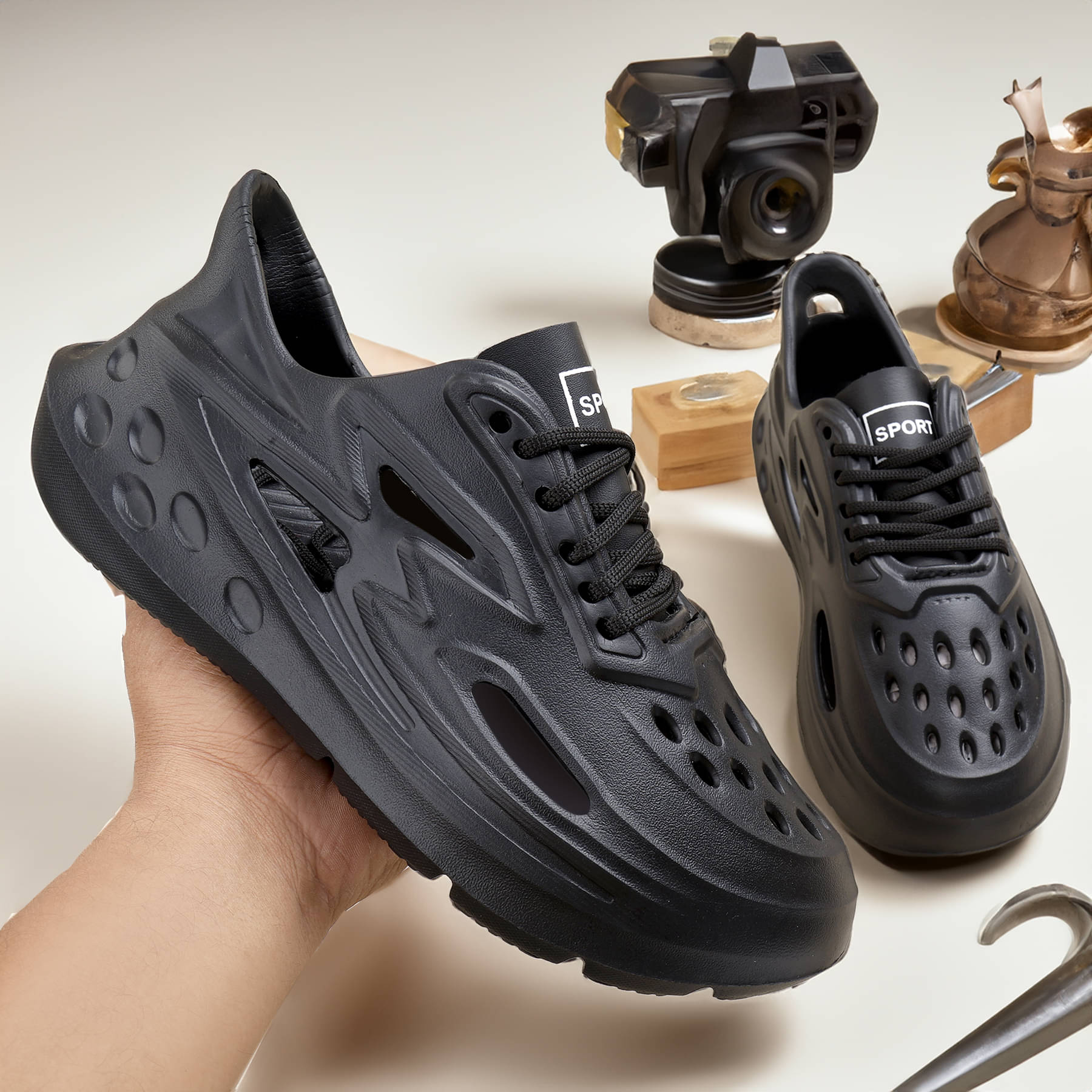 PM Traders - Black Men's Clogs PM Traders - Black Men's Clogs