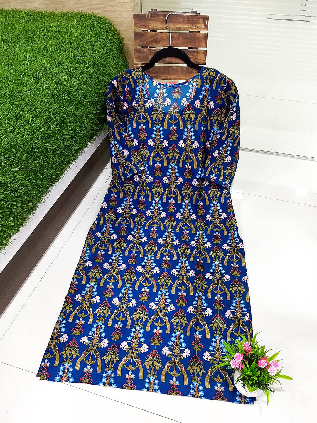 1 Stop Fashion Pack of 1 Crepe Printed Straight Women's Kurti - ( Navy Blue )     			1 Stop Fashion Pack of 1 Crepe Printed Straight Women's Kurti - ( Navy Blue )