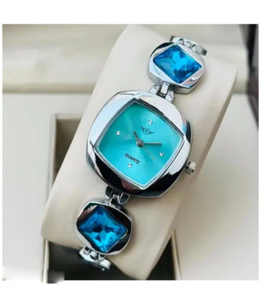 MARKRIN Silver Metal Analog Womens Watch