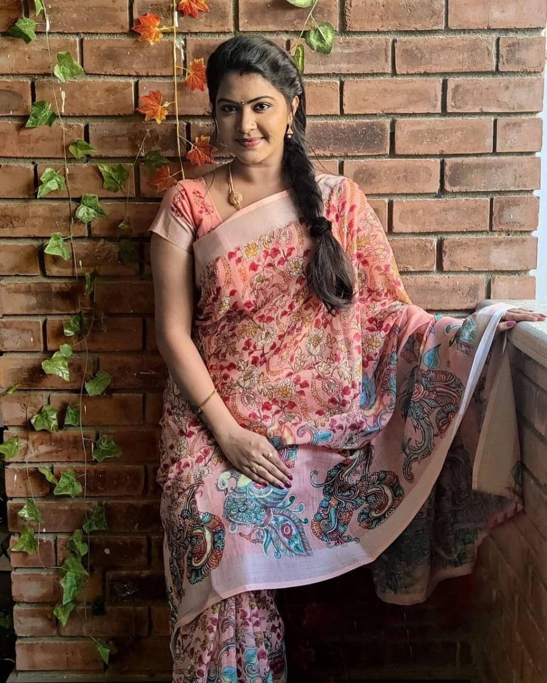 Pheasant Cotton Blend Printed Saree With Unstitched Blouse Piece ( Multicolor ) Pheasant Cotton Blend Printed Saree With Unstitched Blouse Piece ( Multicolor )