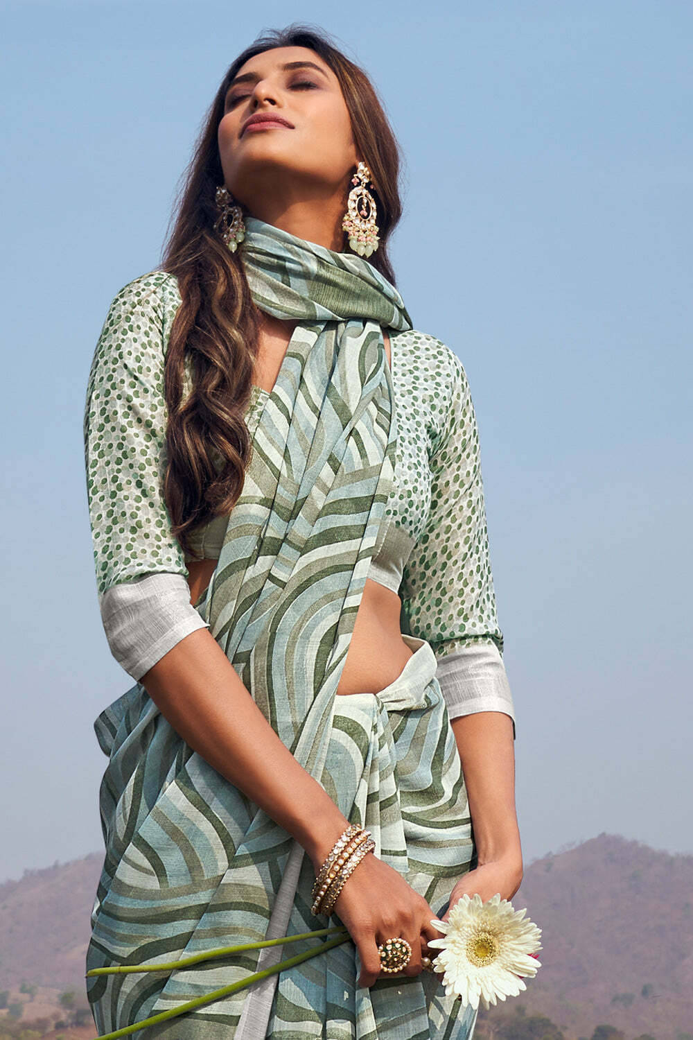     			Pheasant Cotton Blend Printed Saree With Unstitched Blouse Piece ( Green )