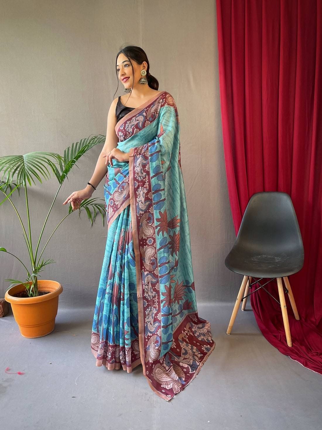 Pheasant Cotton Blend Printed Saree With Unstitched Blouse Piece ( Multicolor ) Pheasant Cotton Blend Printed Saree With Unstitched Blouse Piece ( Multicolor )